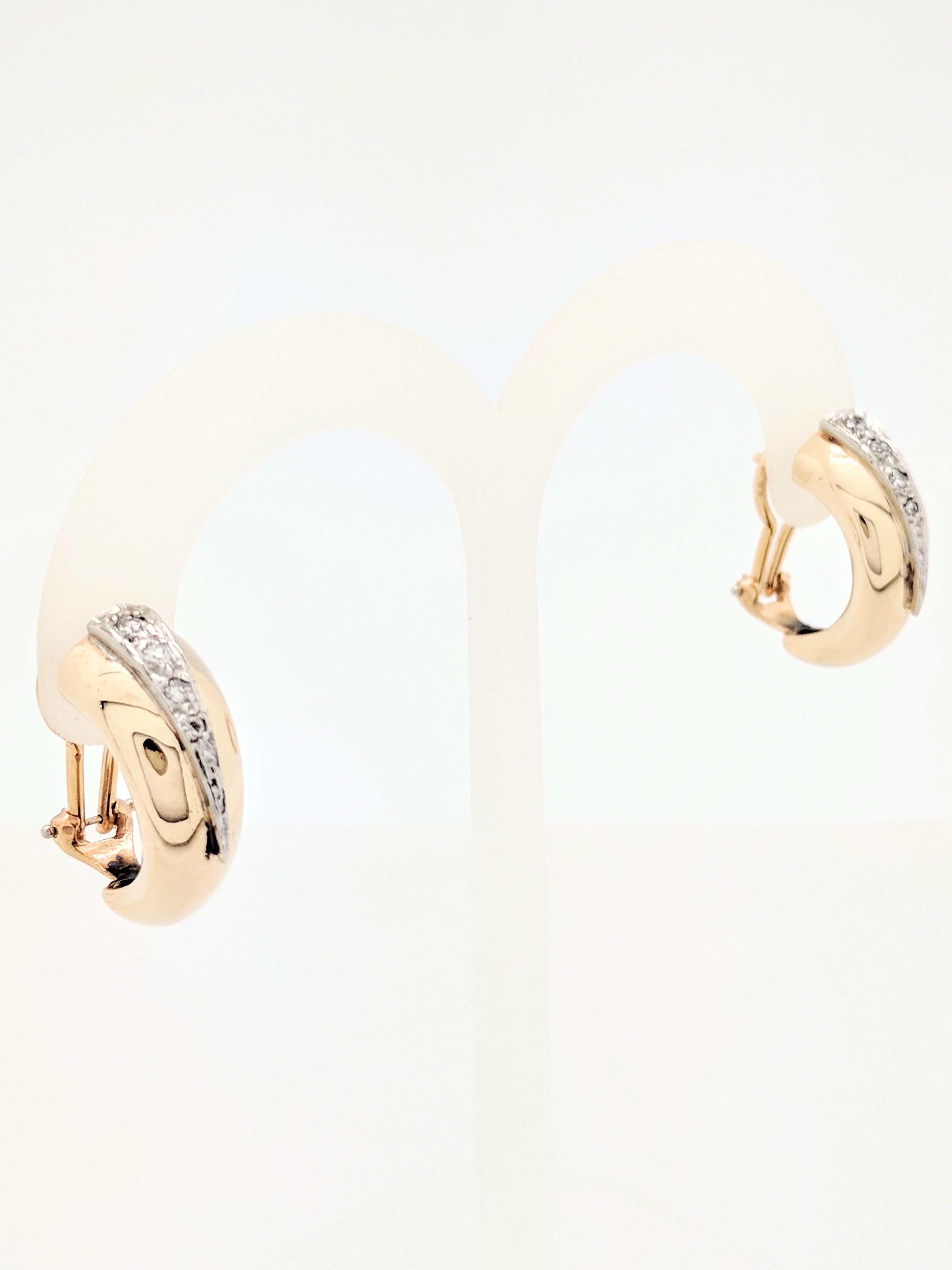 Contemporary 14 Karat Yellow Gold .20 Carat Diamond Half Hoop Leverback Earrings For Sale