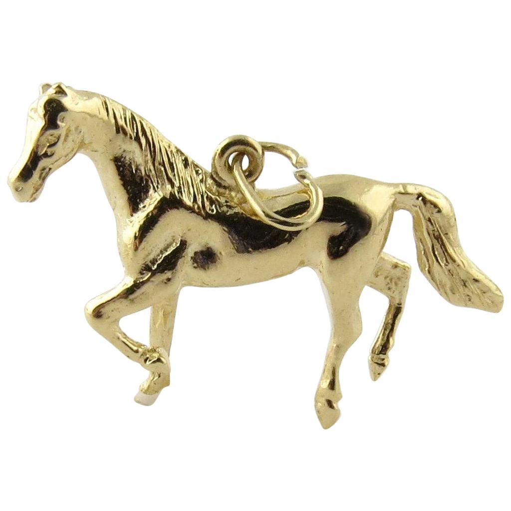 14 Karat Yellow Gold 3-D Horse Pendant