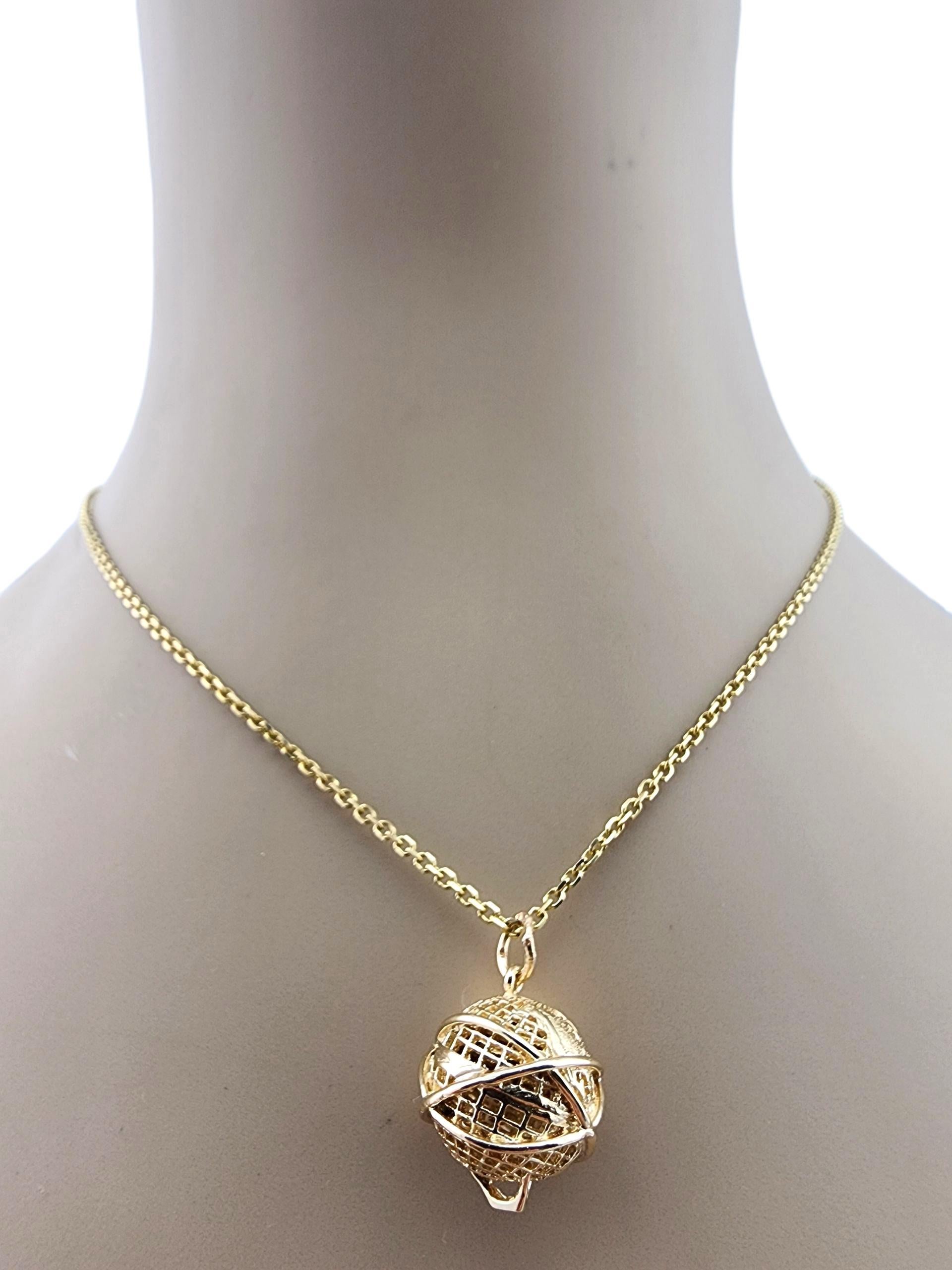 Ciondolo Charm 3D Globe World in oro giallo 14 carati #23280 in vendita 3