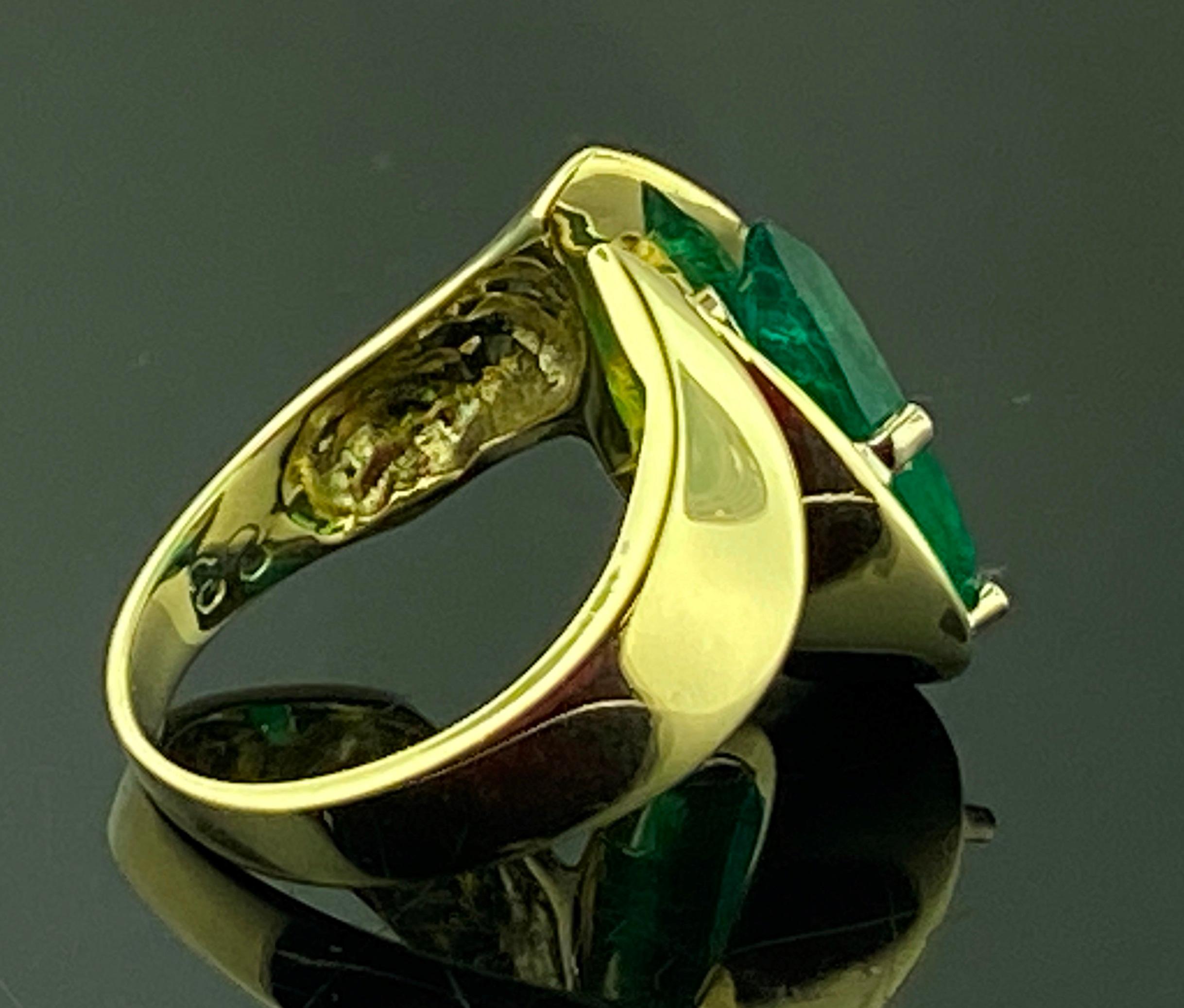 Pear Cut 14 Karat Yellow Gold 4.20 Carat Pear Shaped Emerald Ring