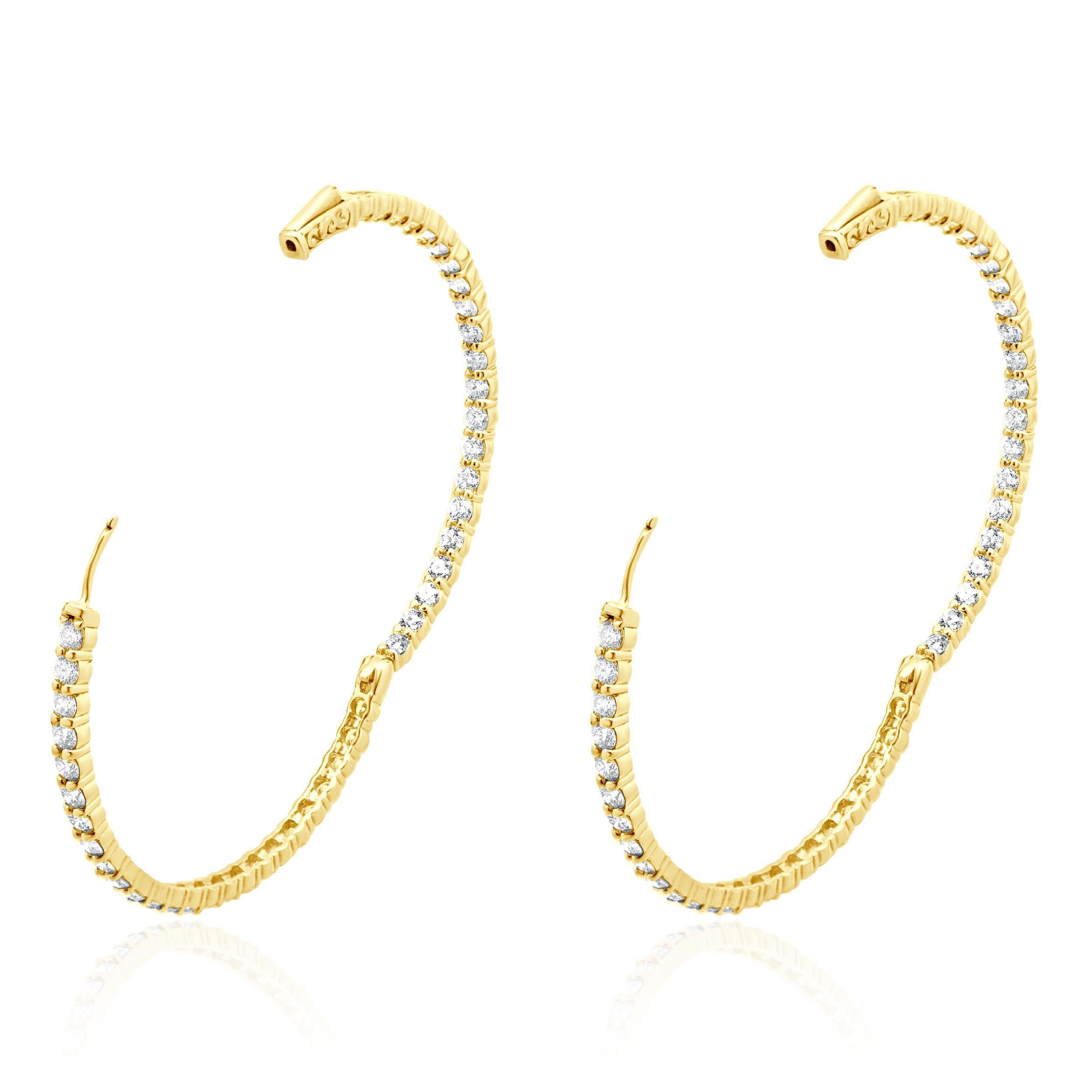 Créoles en or jaune 14 carats avec 56 mm de diamants à l'intérieur et à l'extérieur Excellent état - En vente à Scottsdale, AZ