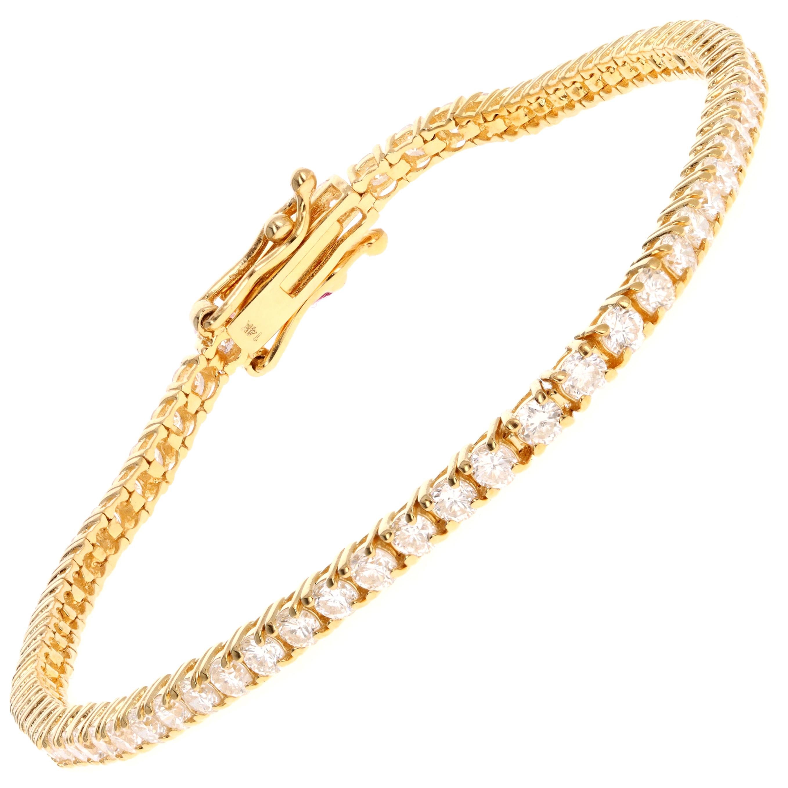 14 Karat Yellow Gold 5.93 Carat Round Brilliant Cut Diamond Tennis Bracelet For Sale