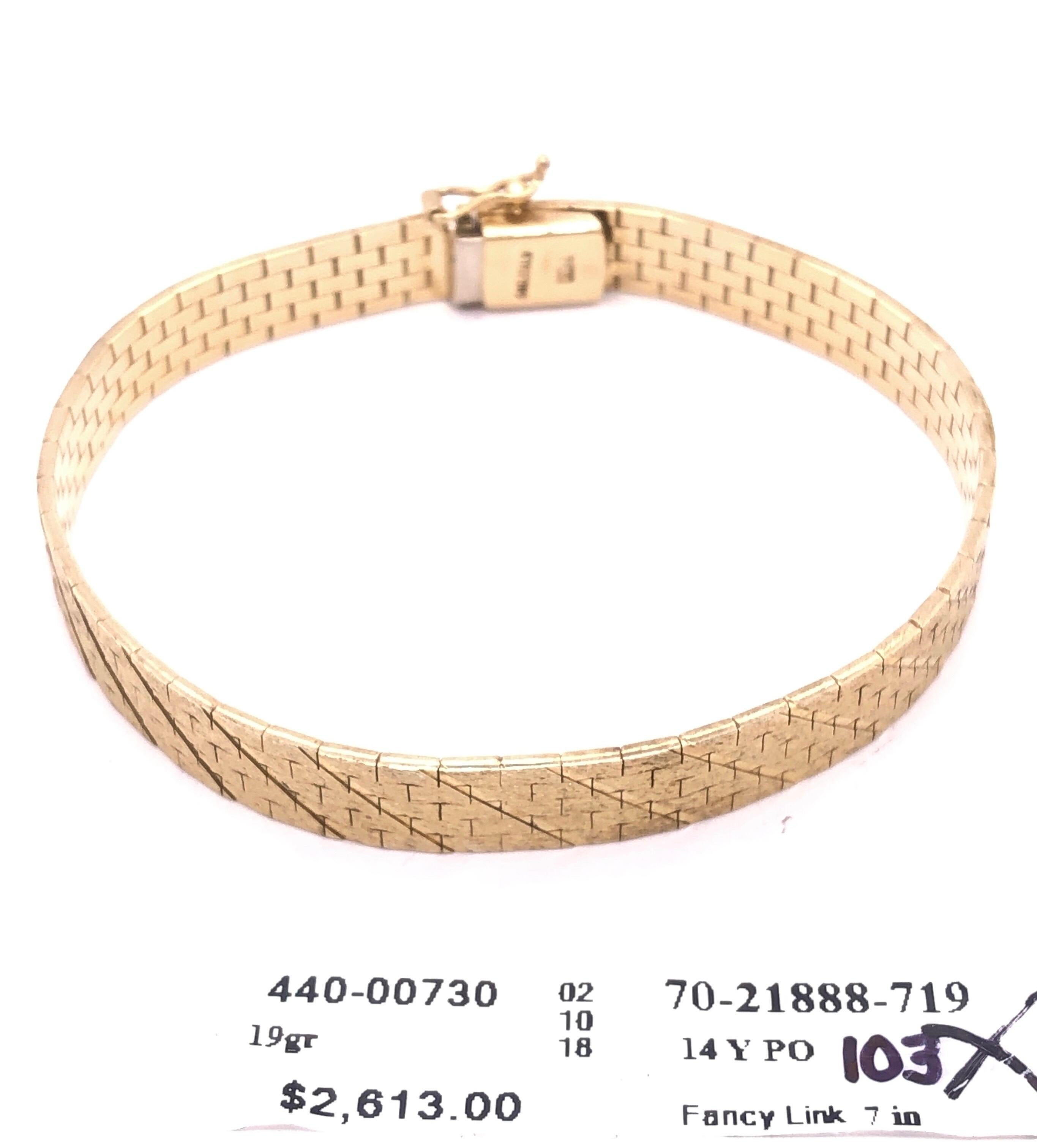 14 Karat Yellow Gold Fancy Link Flat Bracelet For Sale 2