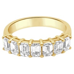 14 Karat Gelbgold 7-Stein Smaragdschliff Diamantband