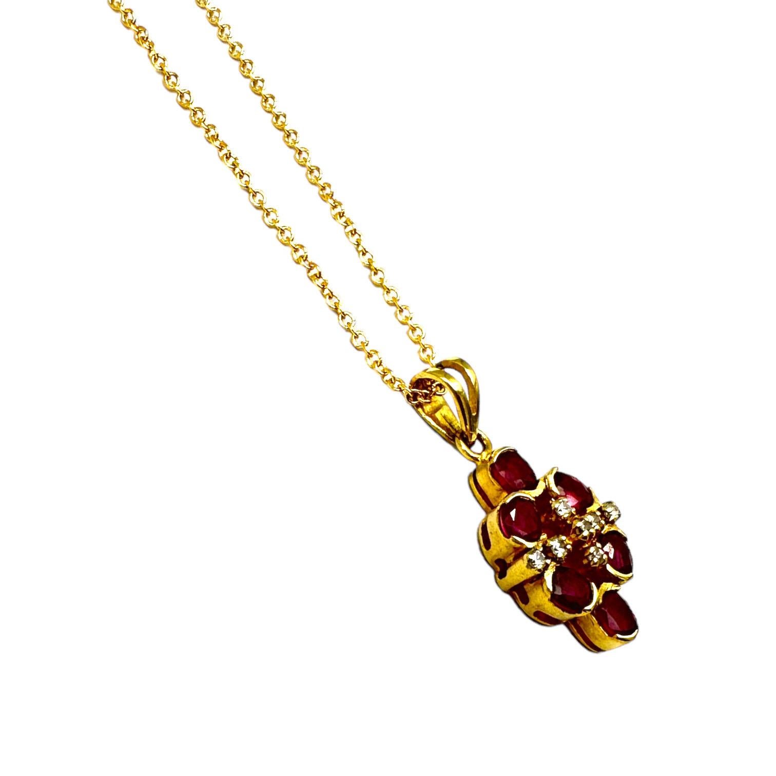 14 Karat yellow gold .75CTW Oval Ruby Diamond Cluster Drop Pendant In Excellent Condition For Sale In Laguna Hills, CA