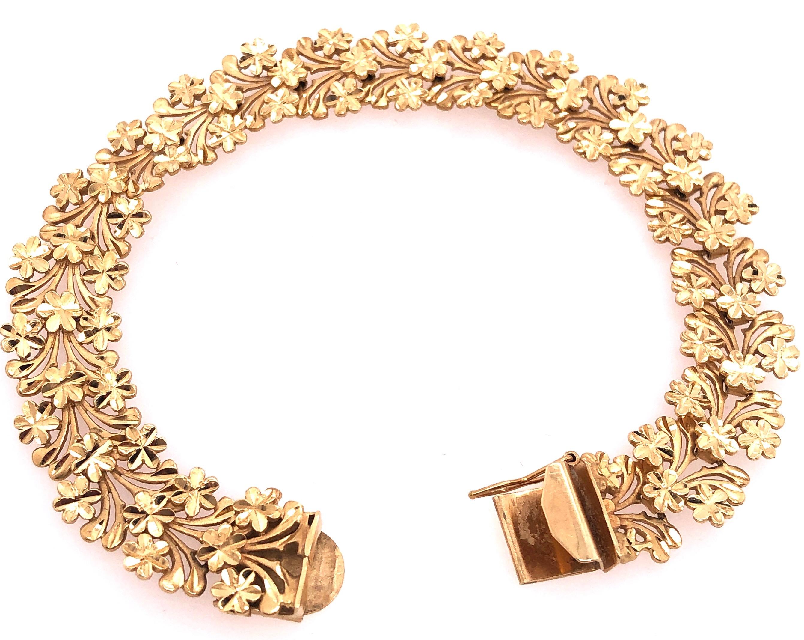 14 Karat Yellow Gold 8 inch Fashion Bracelet
17.6 grams total weight.