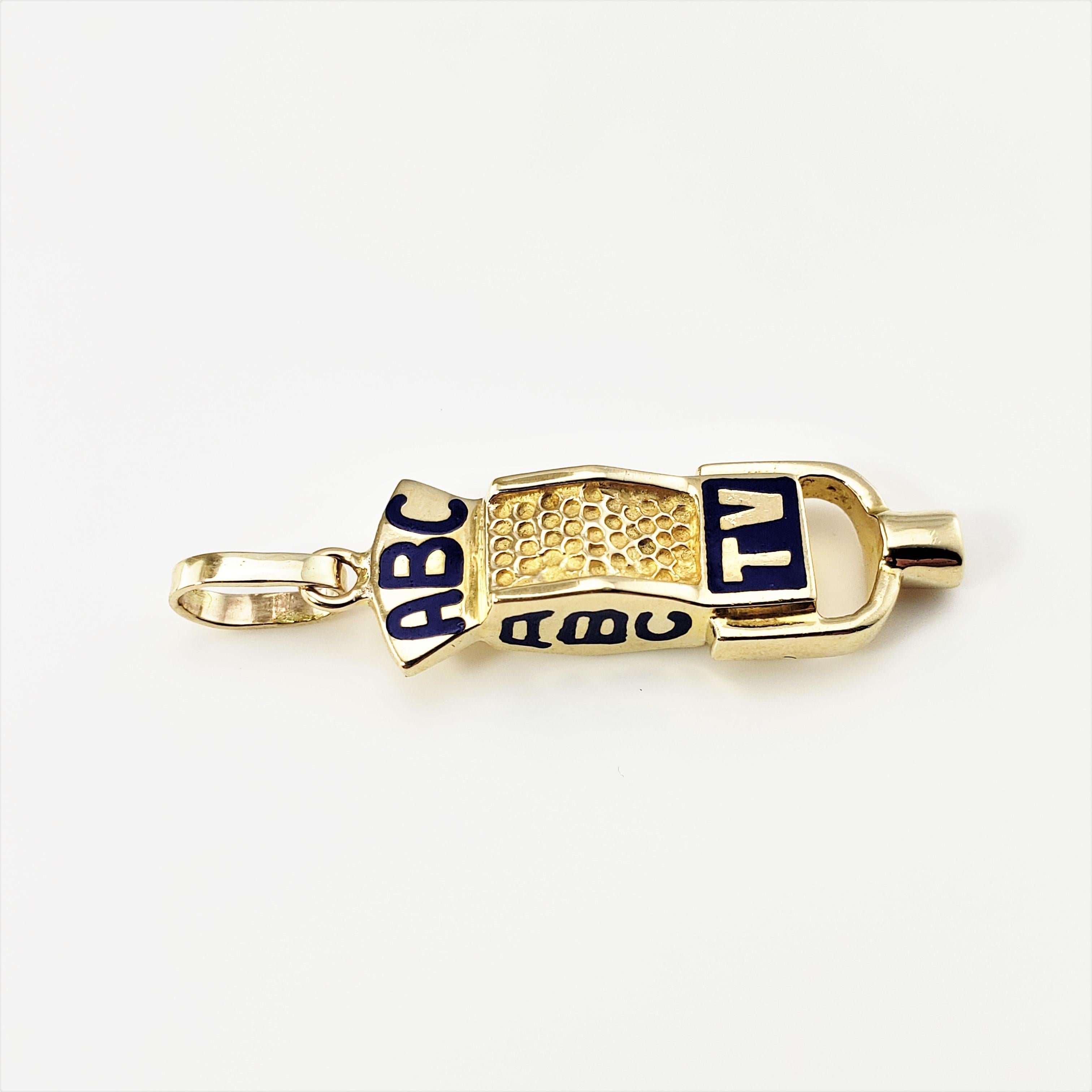 14 Karat Yellow Gold ABC TV Studio Microphone Charm In Good Condition For Sale In Washington Depot, CT