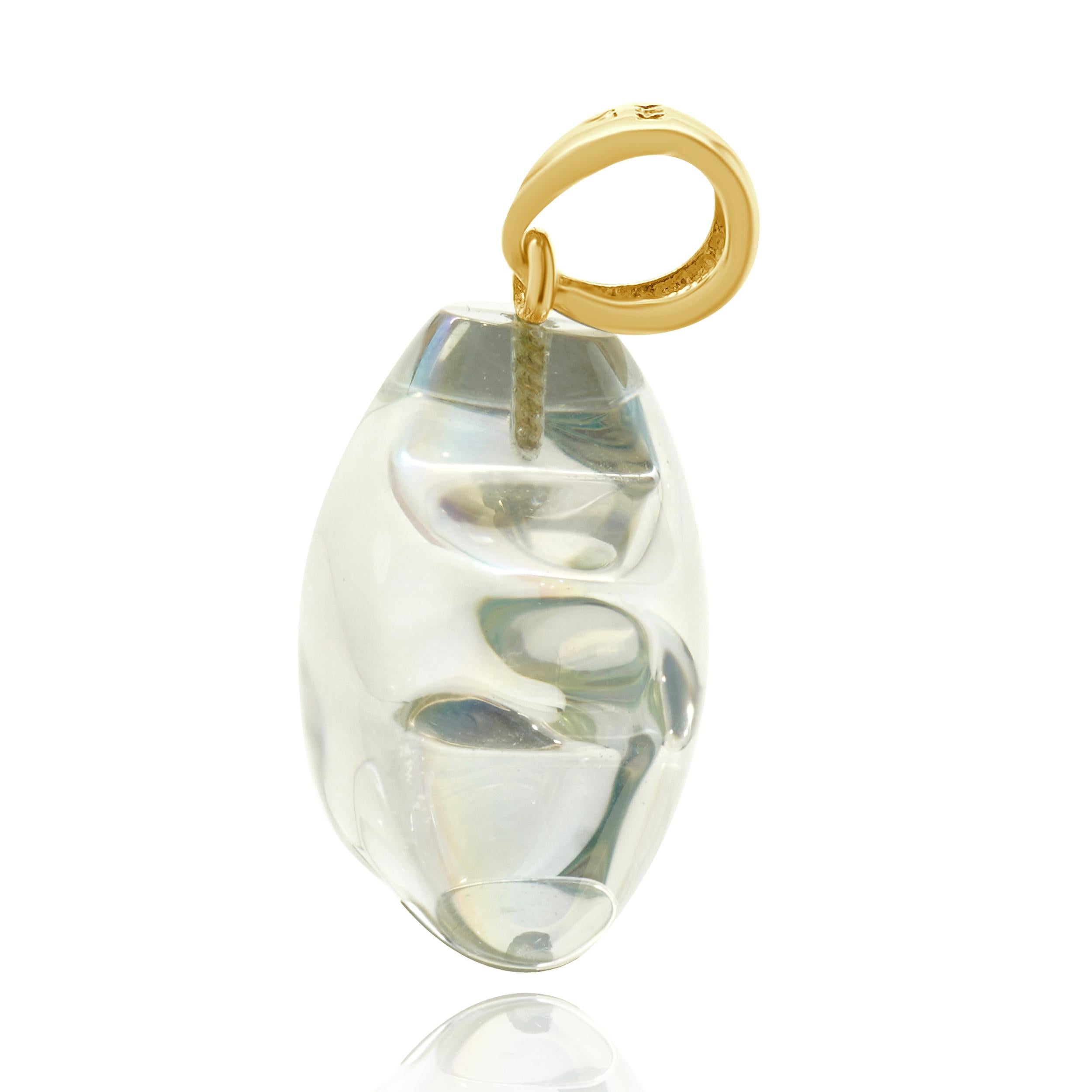 Colgante Estrella Acrílica de Oro Amarillo de 14 Kilates en Excelente estado para la venta en Scottsdale, AZ