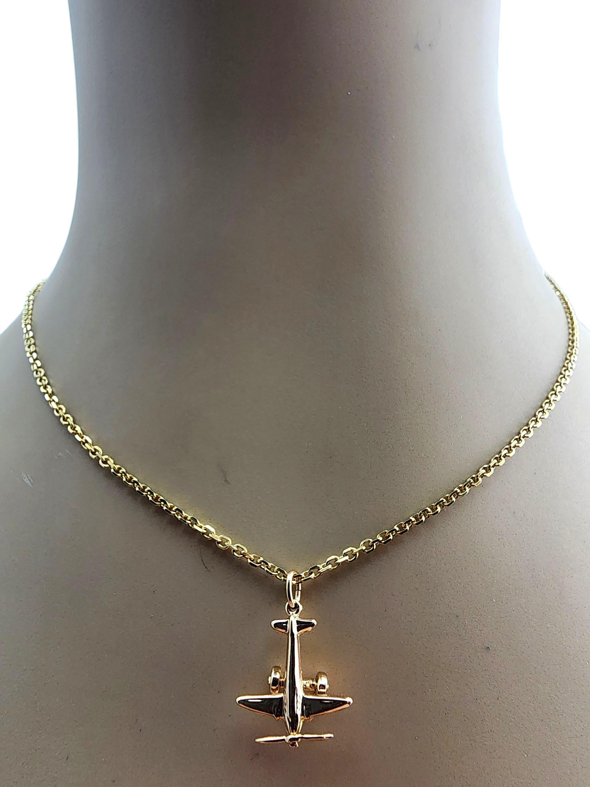 Charm a forma di aeroplano in oro giallo 14 carati #23929 in vendita 4