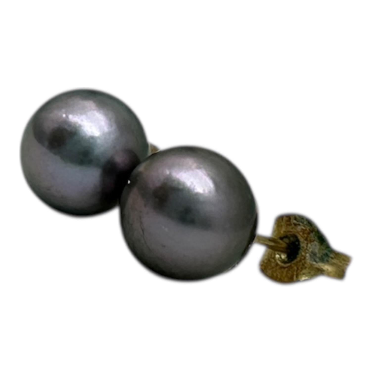 Orecchino con perla Akoya Tahitiana in oro giallo 14 carati In condizioni ottime in vendita a Laguna Hills, CA