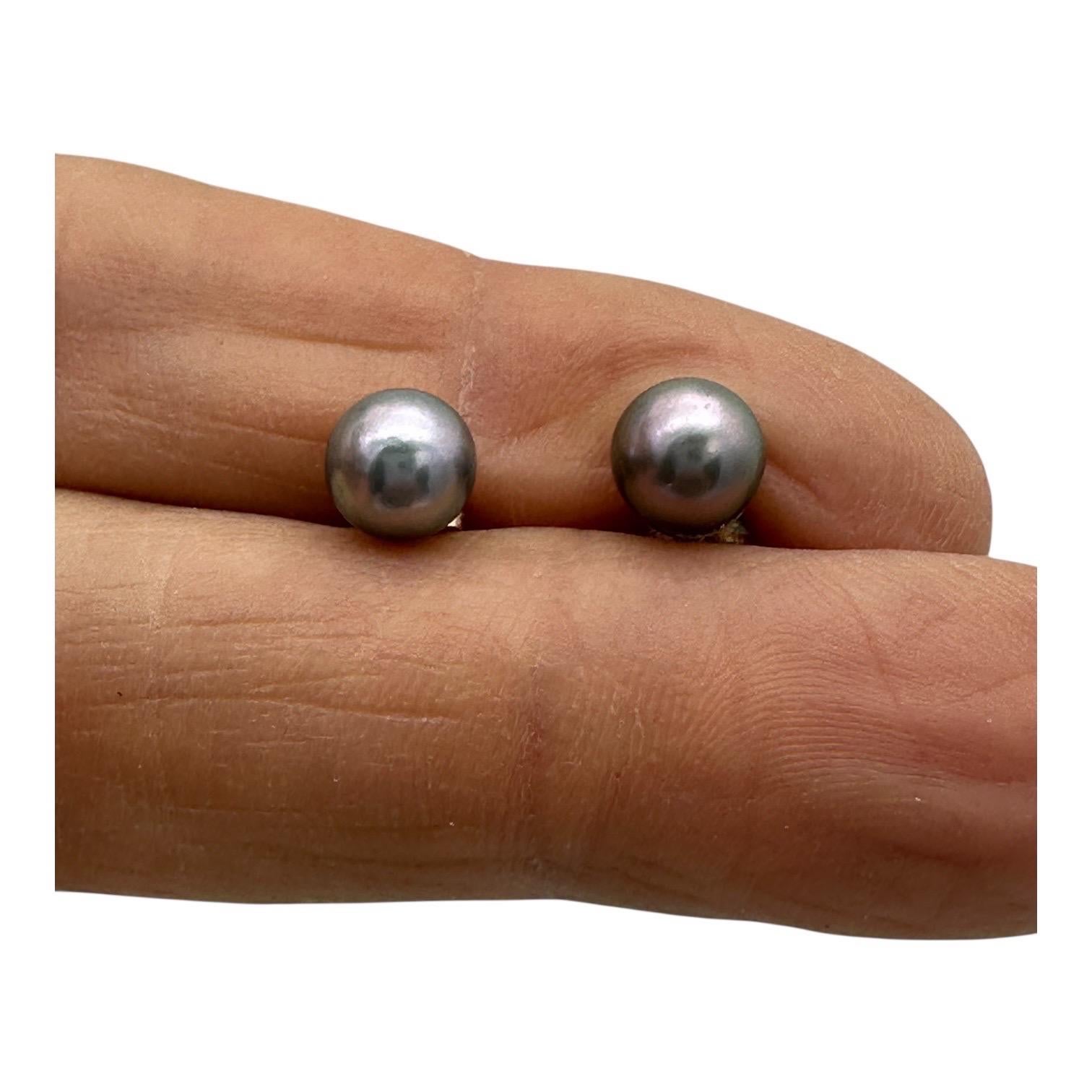 Orecchino con perla Akoya Tahitiana in oro giallo 14 carati in vendita 2