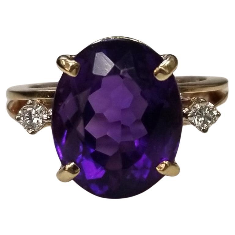 14 Karat Yellow Gold Amethyst and Diamond Cocktail Ring For Sale