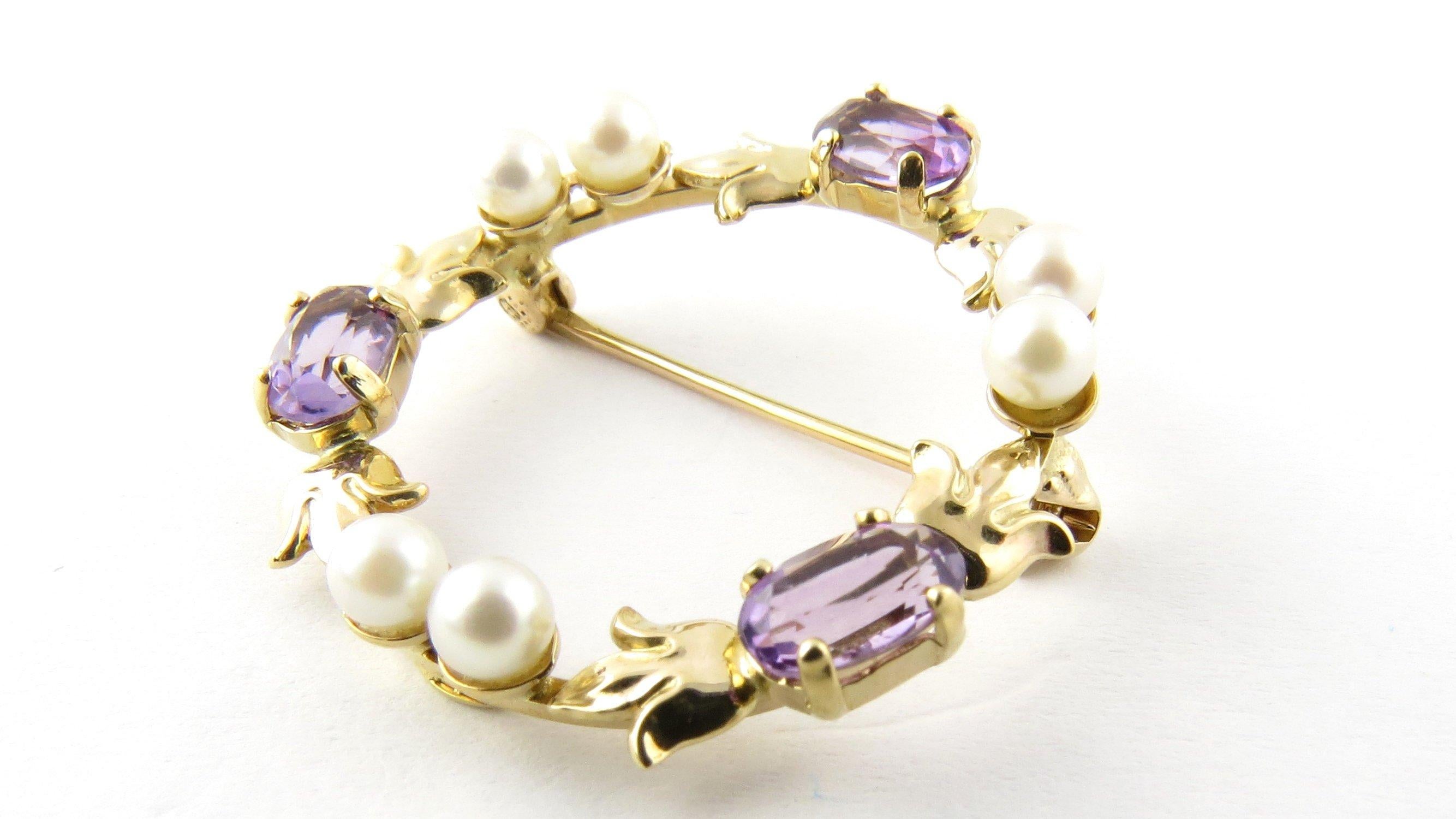 14 Karat Yellow Gold Amethyst and Pearl Pin or Brooch In Good Condition In Washington Depot, CT
