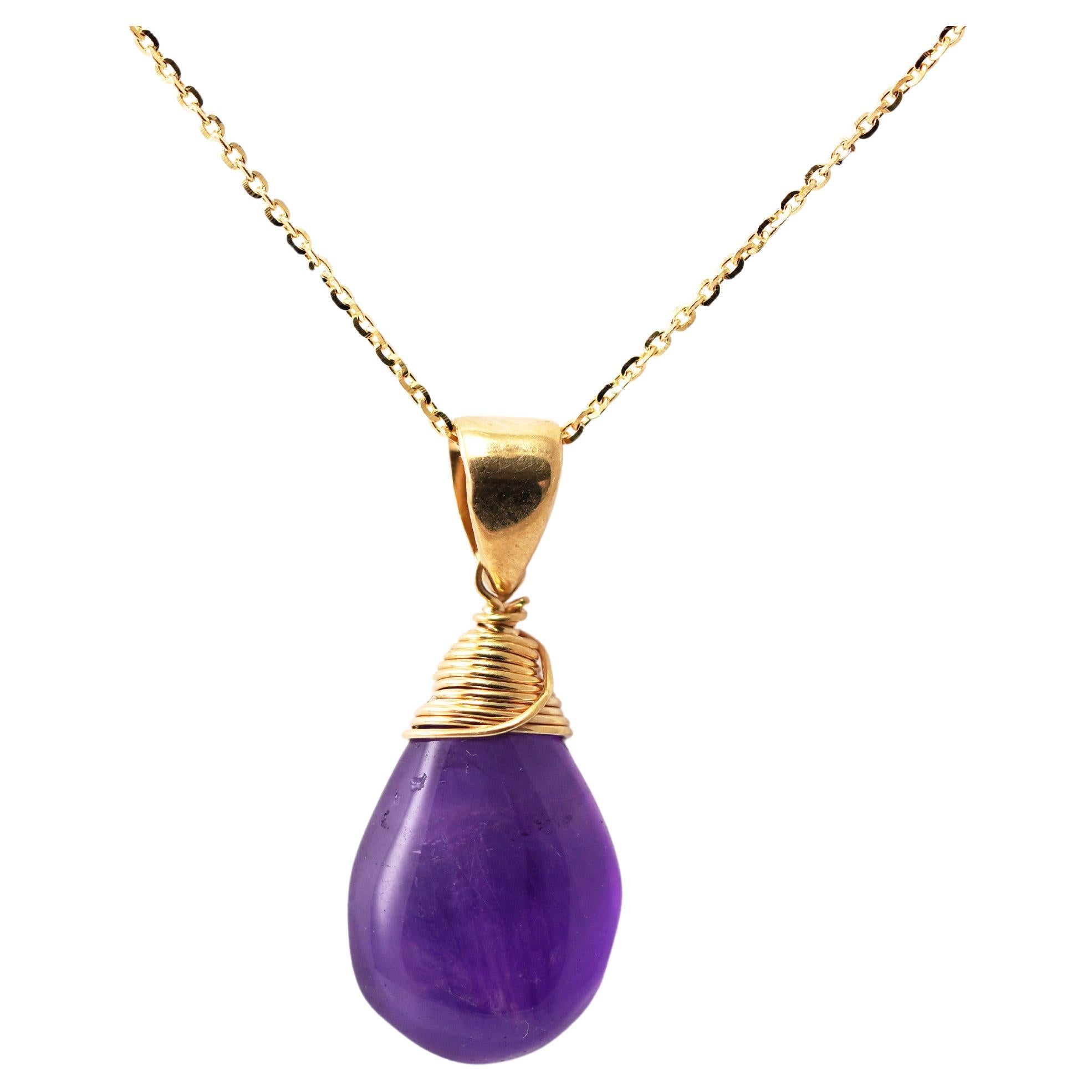 14 Karat Yellow Gold Amethyst Necklace