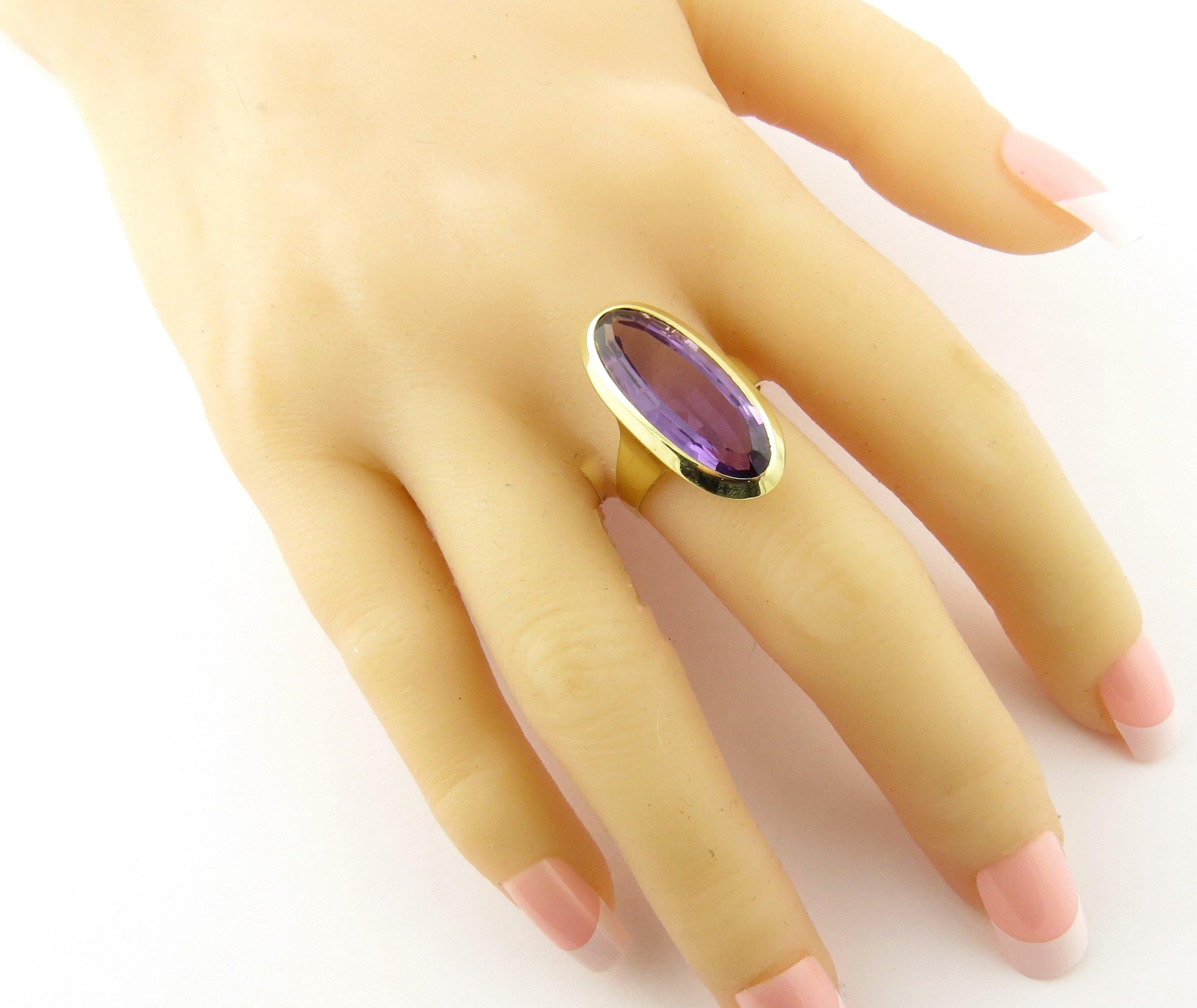 14 Karat Yellow Gold Amethyst Ring In Good Condition In Washington Depot, CT