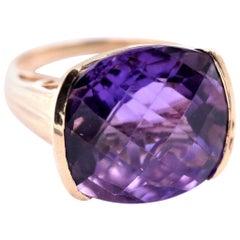 14 Karat Yellow Gold Amethyst Ring