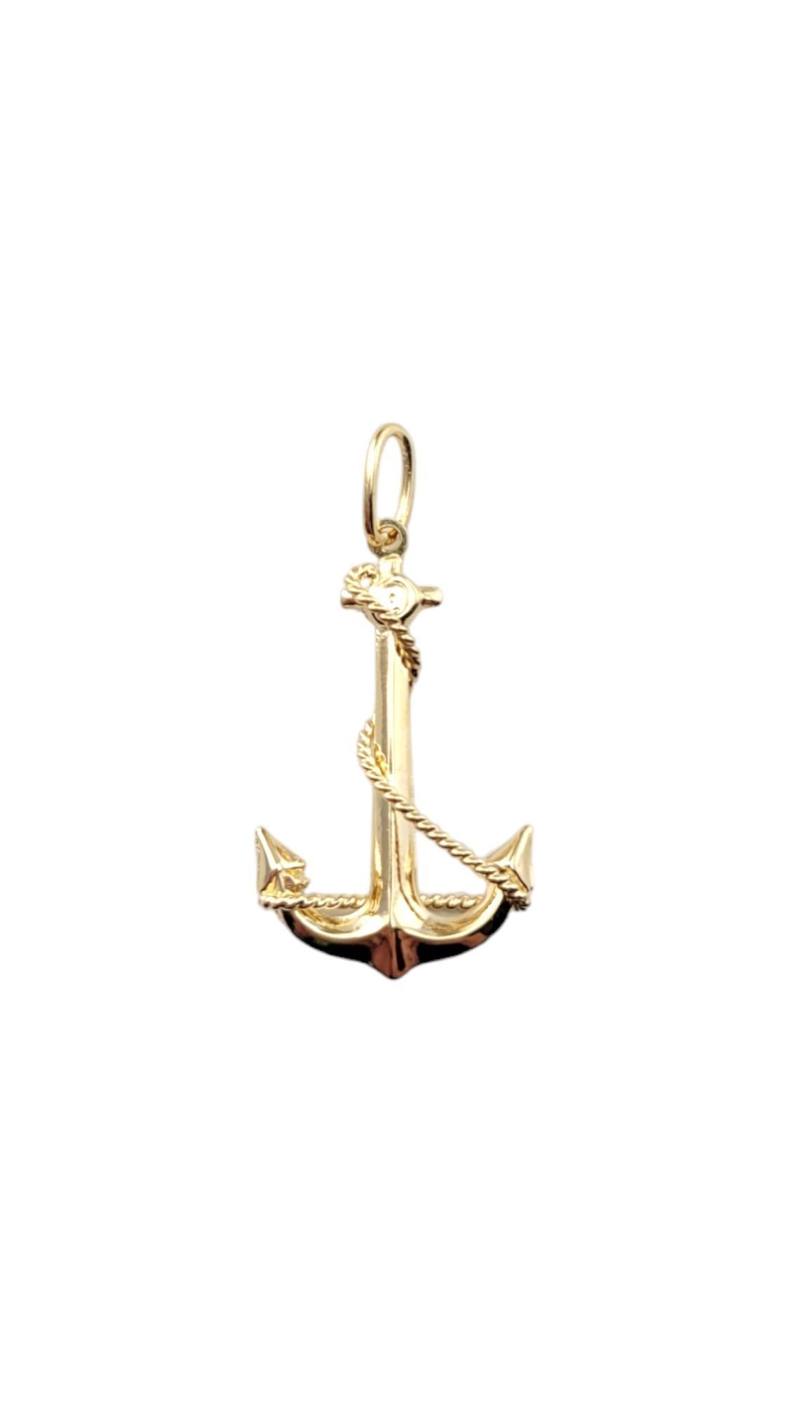 Breloque d'ancre en or jaune 14k -

Cette breloque d'ancre en or jaune 14K présente un design classique et détaillé, symbolisant la force et la stabilité. Parfait pour les marins, les amoureux de l'océan et ceux qui ont un esprit