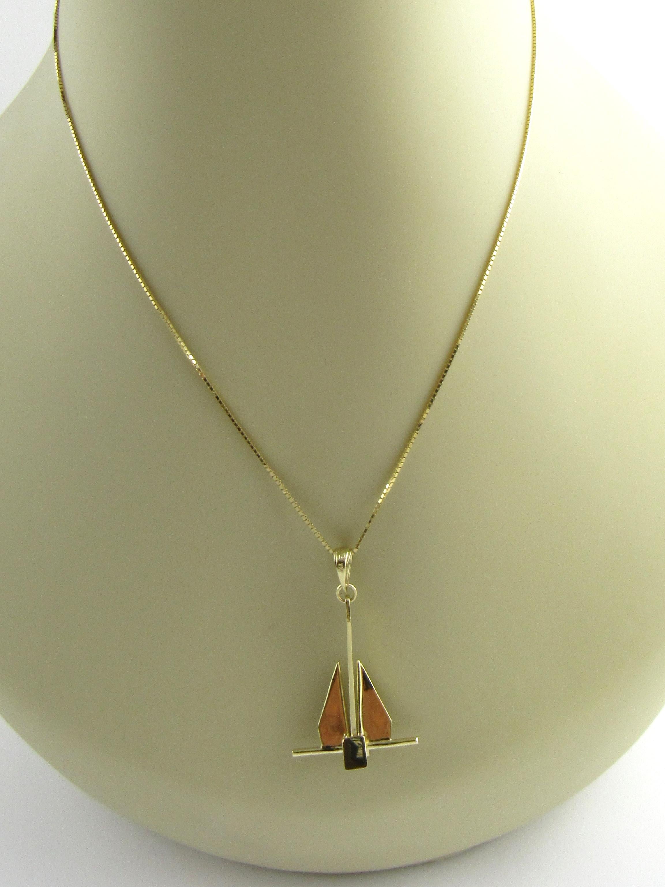 14 Karat Yellow Gold Anchor with Movable Stock Pendant 3