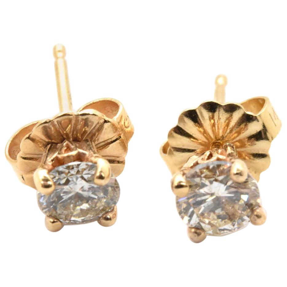 14 Karat Yellow Gold and 0.20 Carat Round Diamond Stud Earrings
