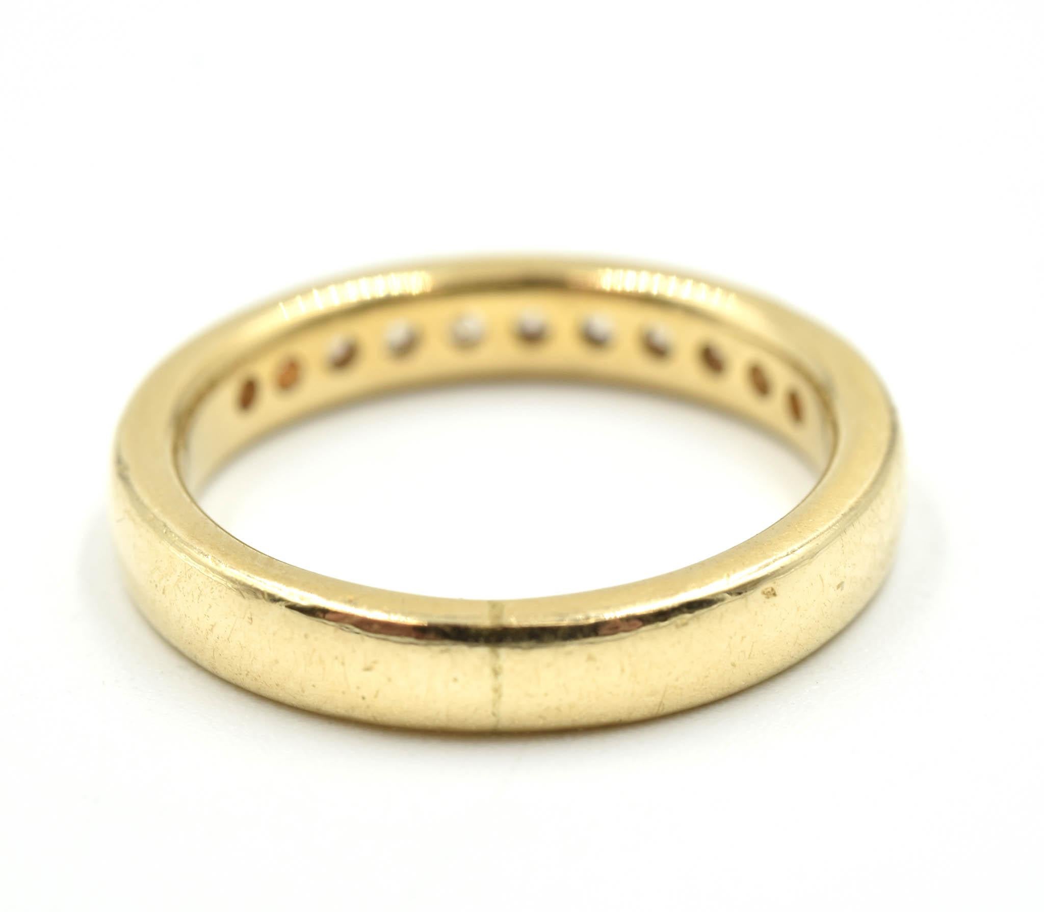 14 Karat Yellow Gold and 0.33 Carat Round Diamond Band Ring In Excellent Condition In Scottsdale, AZ