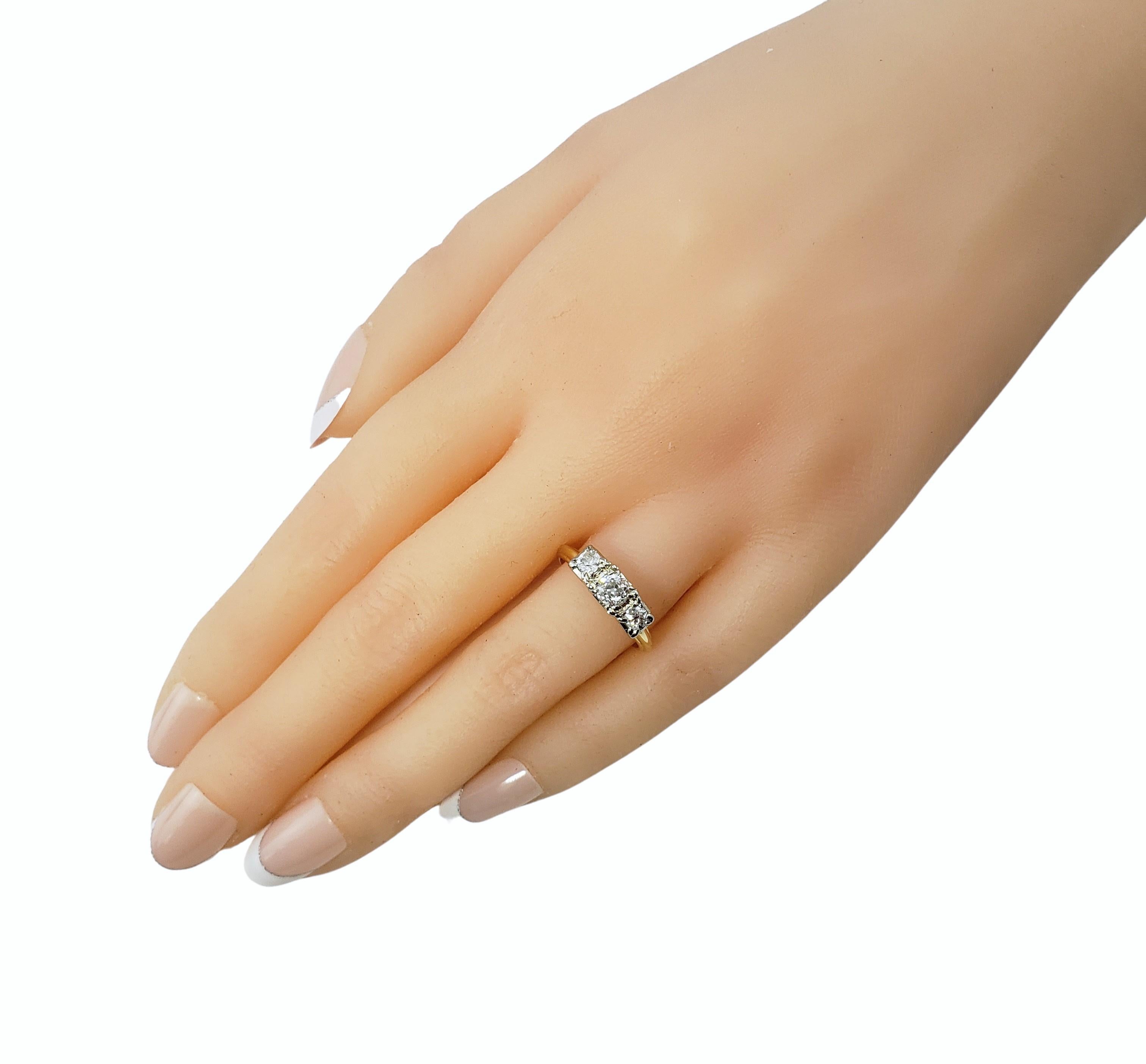 14 Karat Yellow Gold and 3 Stone Diamond Ring Size 5.5 #18418 For Sale 5