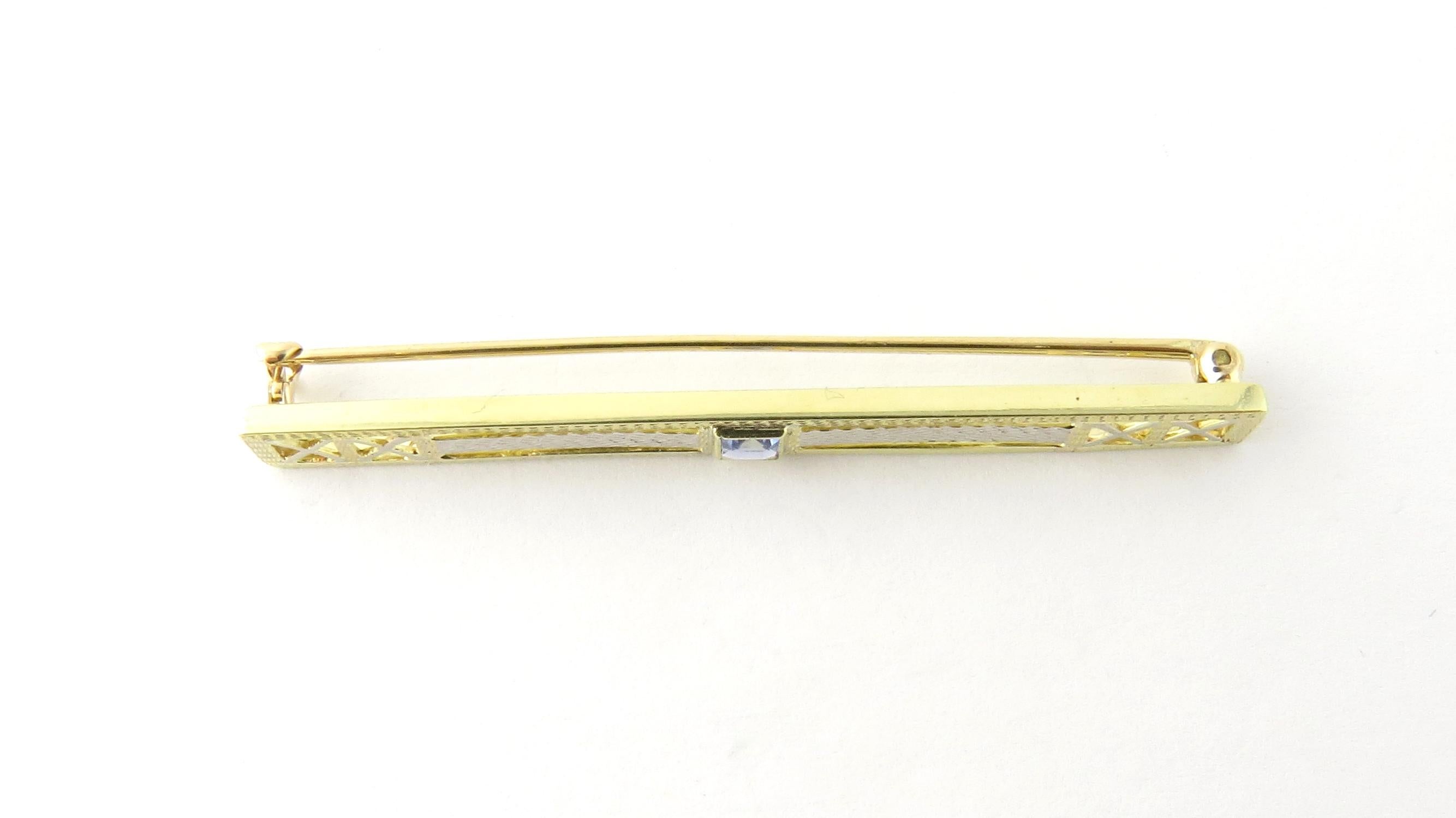 14 Karat Yellow Gold and Blue Topaz Pin / Brooch In Good Condition For Sale In Washington Depot, CT