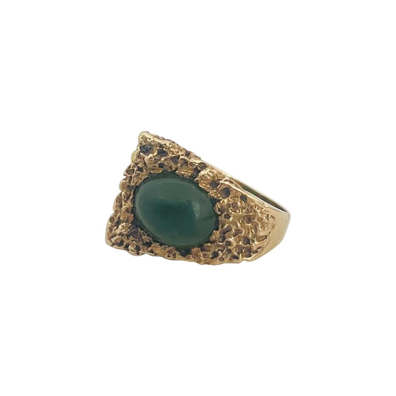 Women's or Men's 14 Karat Yellow Gold and Cabochon Jade Abstract Geometric Ring 