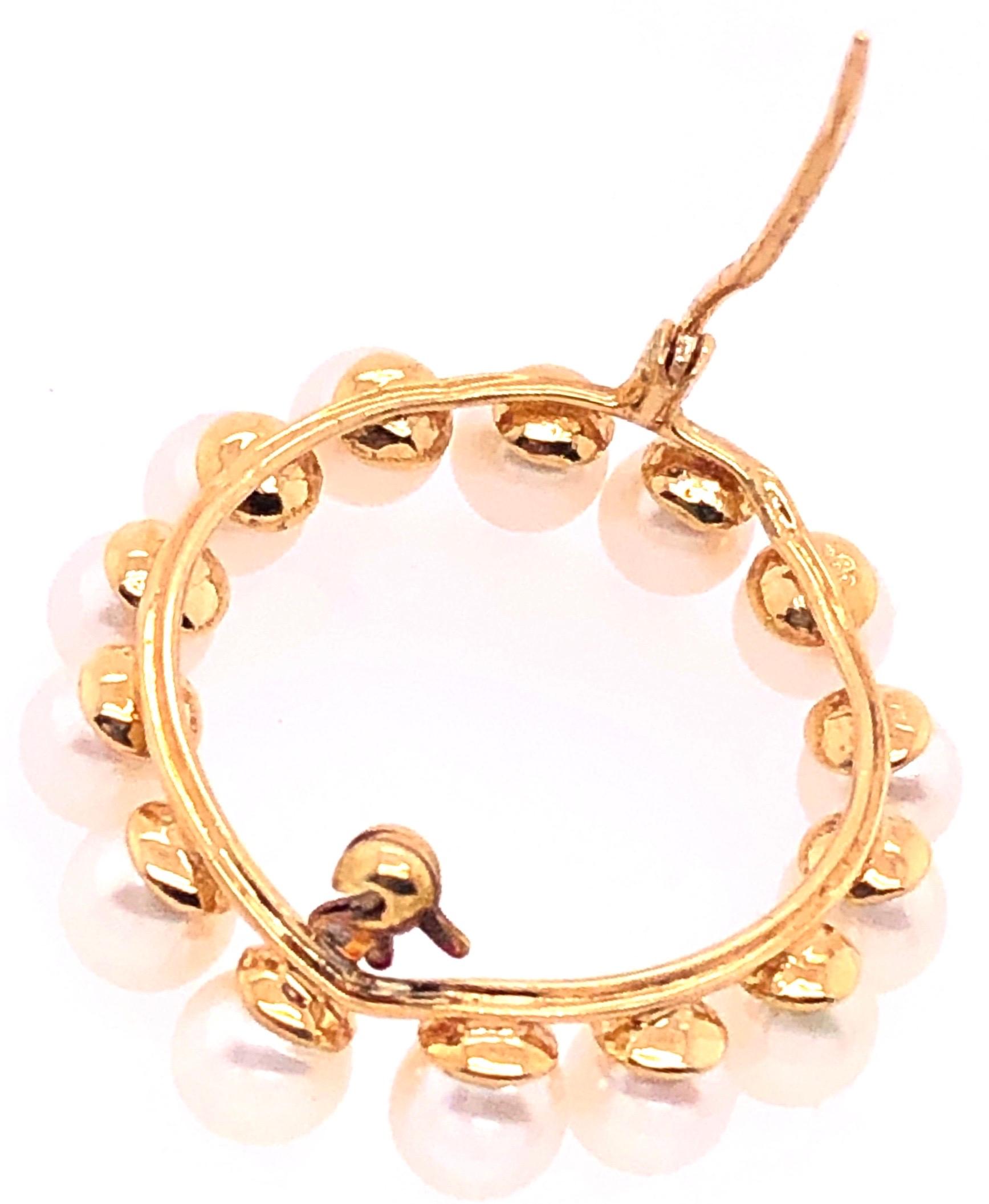 Modern 14 Karat Yellow Gold and Cultured Pearl Circle / Eternity Brooch For Sale
