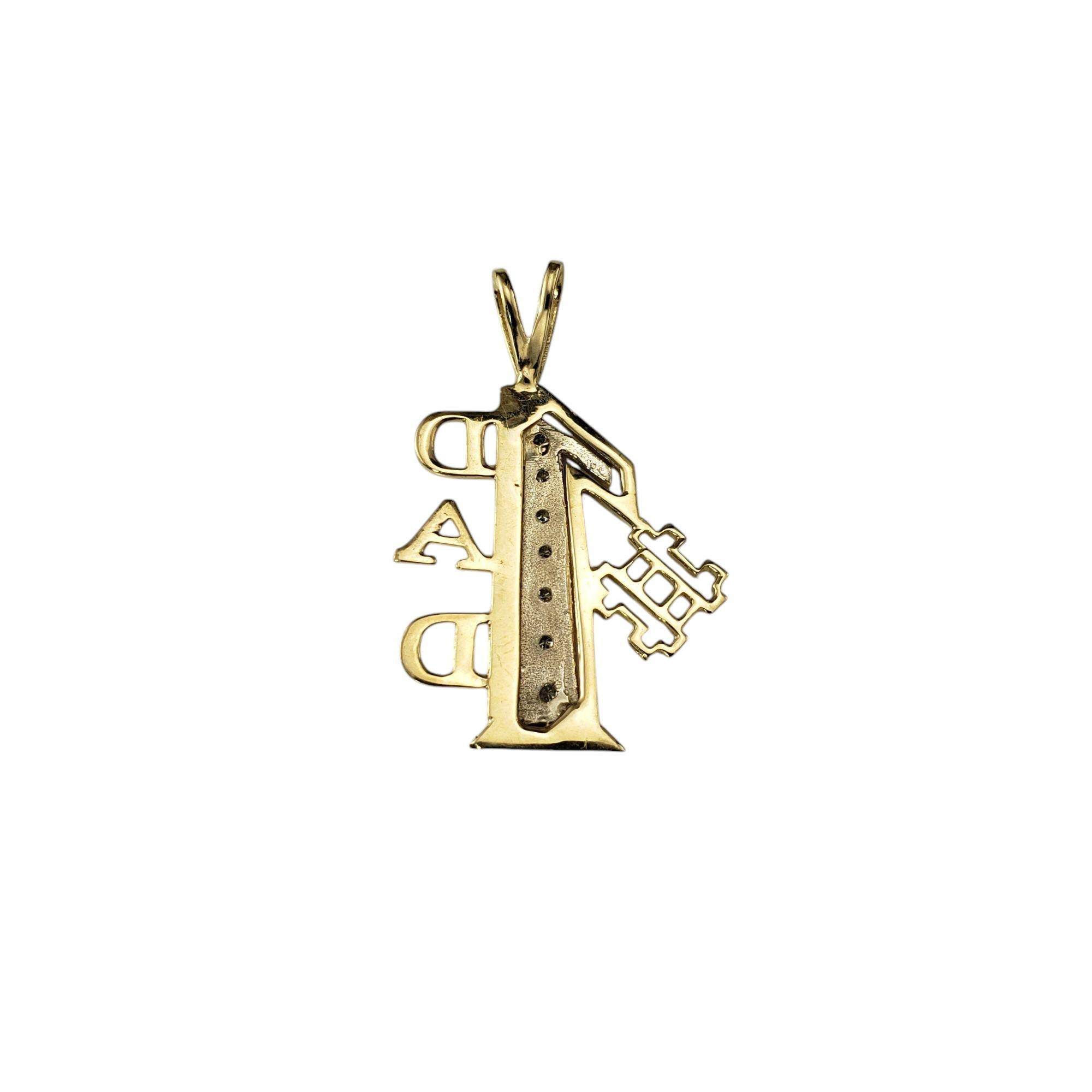 Pendentif #1 Dad en or jaune 14 carats et diamants #20876 Bon état - En vente à Washington Depot, CT