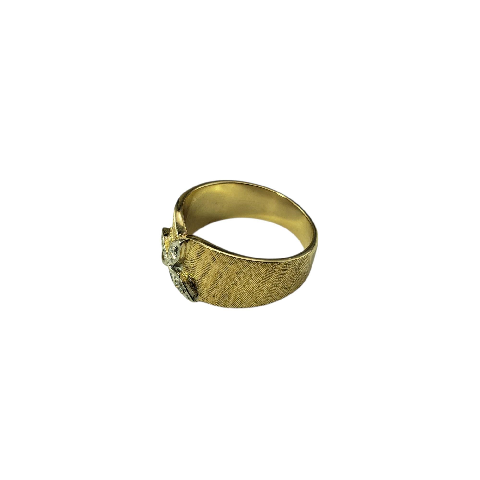 14 Karat Yellow Gold and Diamond Band Ring Size 7 #21857 Corte brillante en venta
