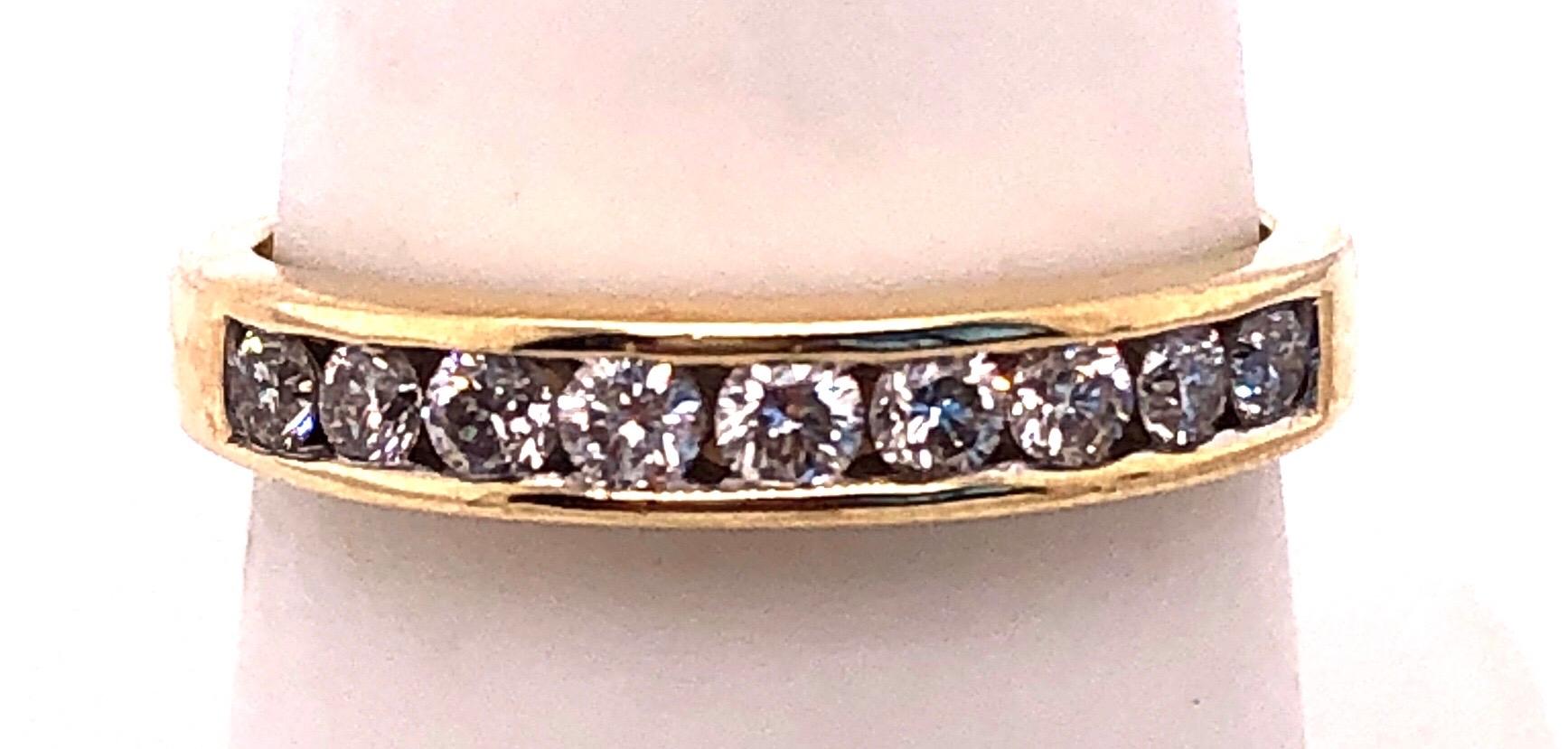 14 Karat Yellow Gold and Diamond Band Wedding Anniversary Ring 0.75TDW In Good Condition For Sale In Manhasset, NY