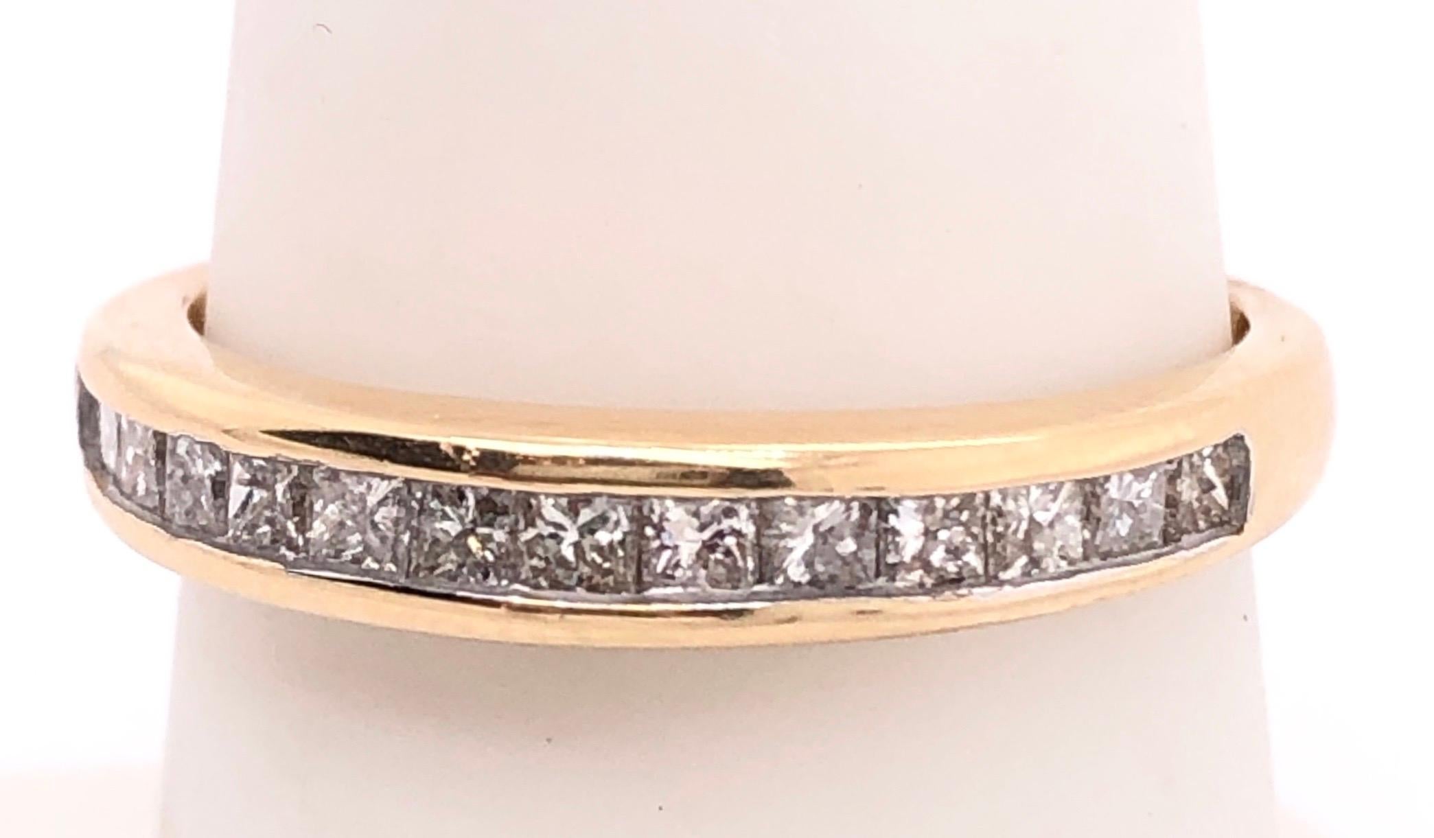 Women's or Men's 14 Karat Yellow Gold and Diamond Band / Wedding Ring 0.45 TDW For Sale