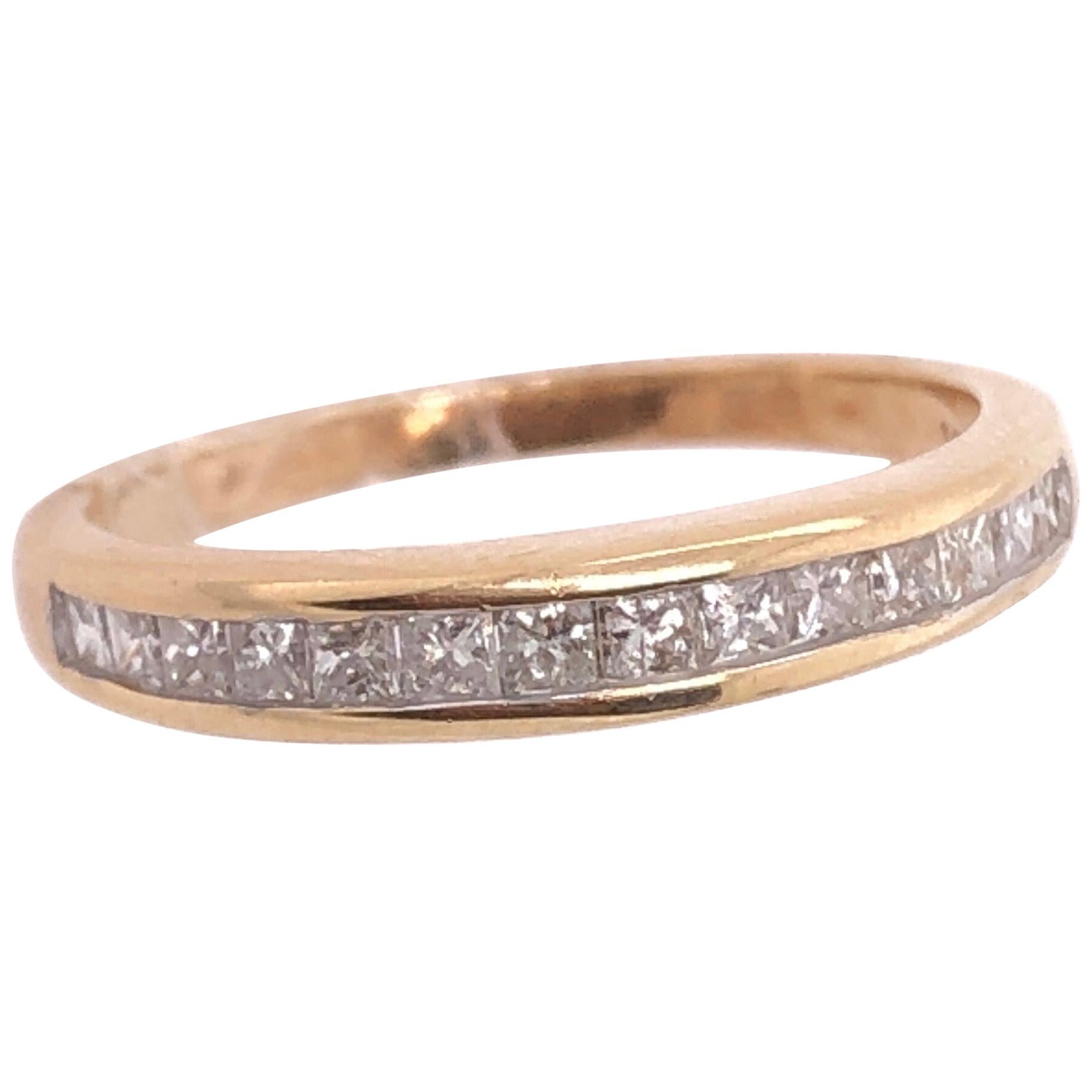 14 Karat Yellow Gold and Diamond Band / Wedding Ring 0.45 TDW For Sale