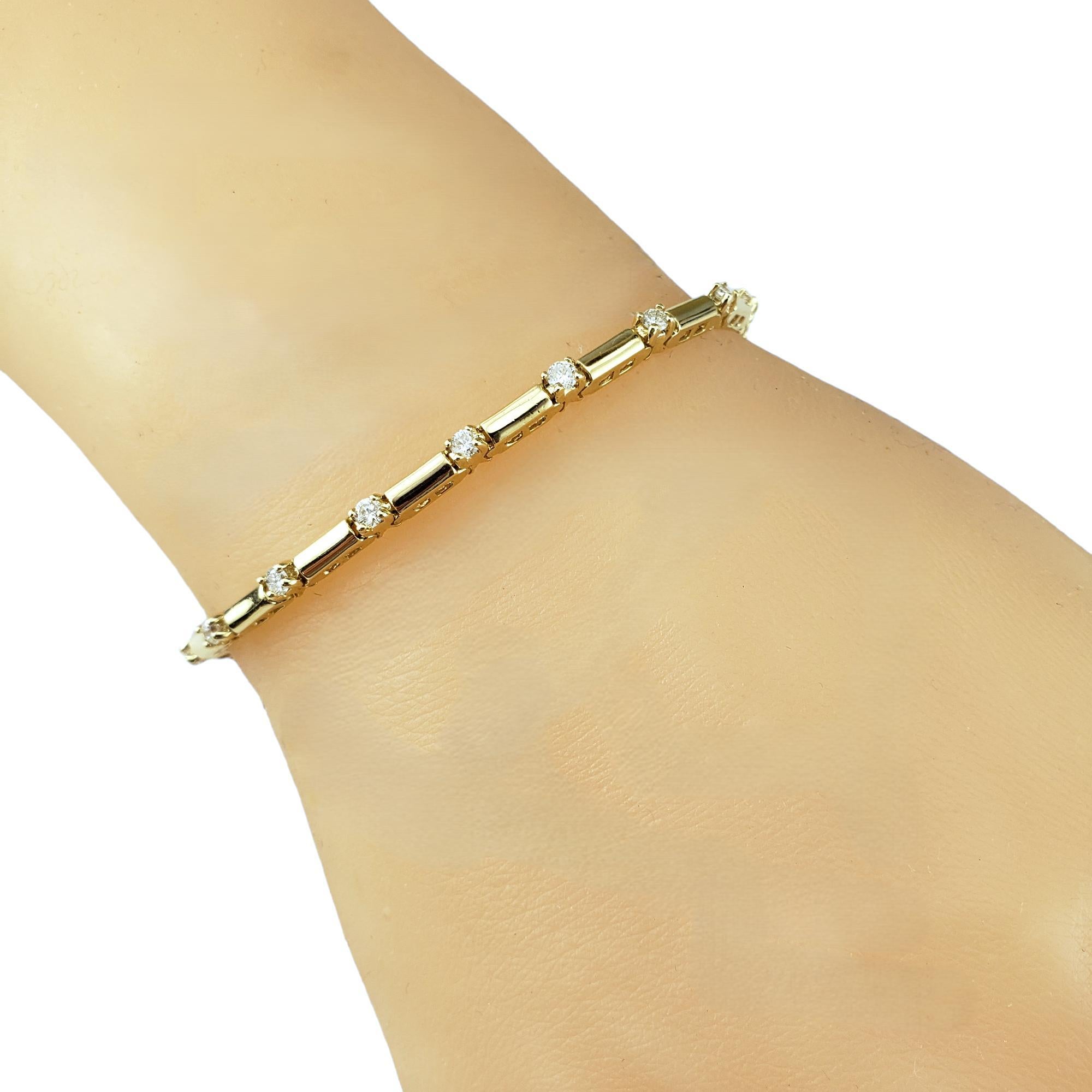 Bracelet à maillons en or jaune 14 carats et diamants #17620 en vente 1