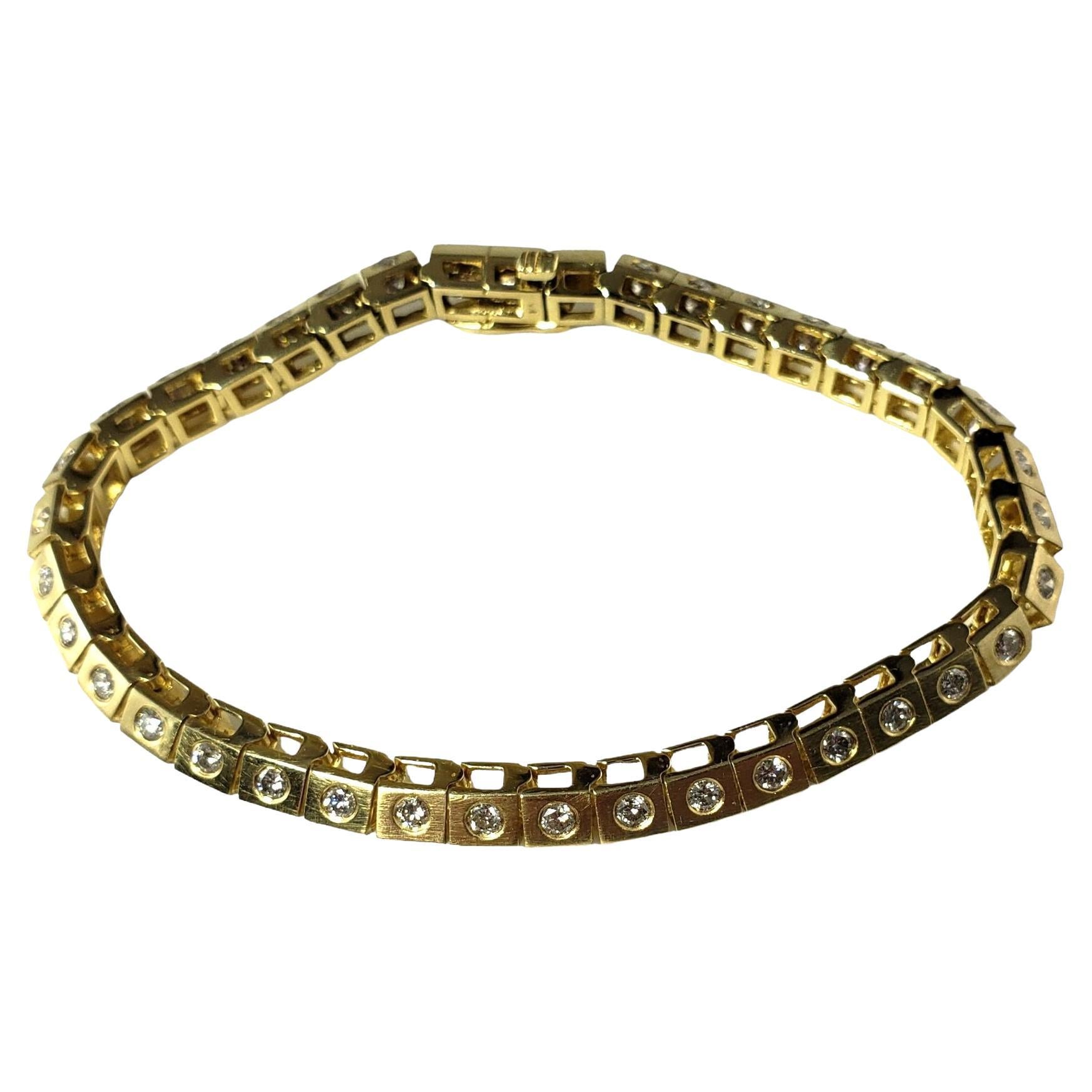 14 Karat Yellow Gold and Diamond Bracelet For Sale