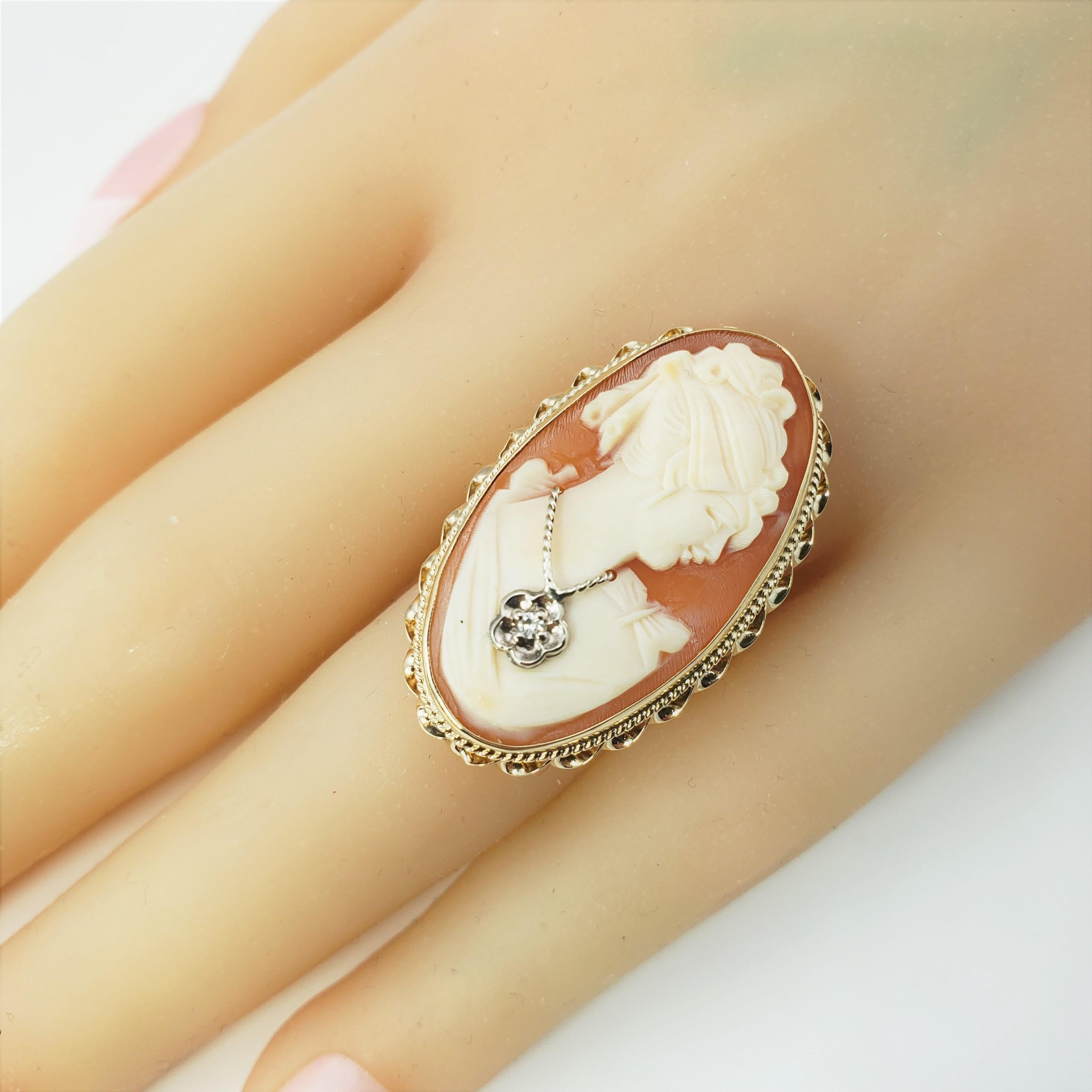 14 Karat Yellow Gold and Diamond Cameo Ring For Sale 3