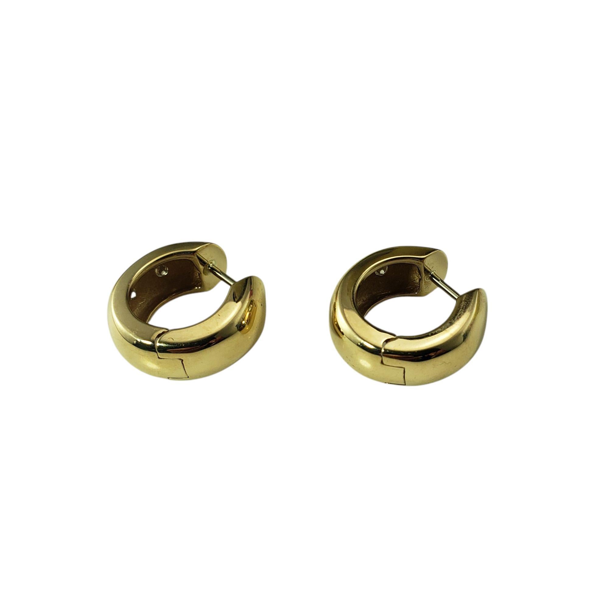Contemporaneo Orecchini a cerchio Chunky in oro giallo 14 carati e diamanti #21553 in vendita