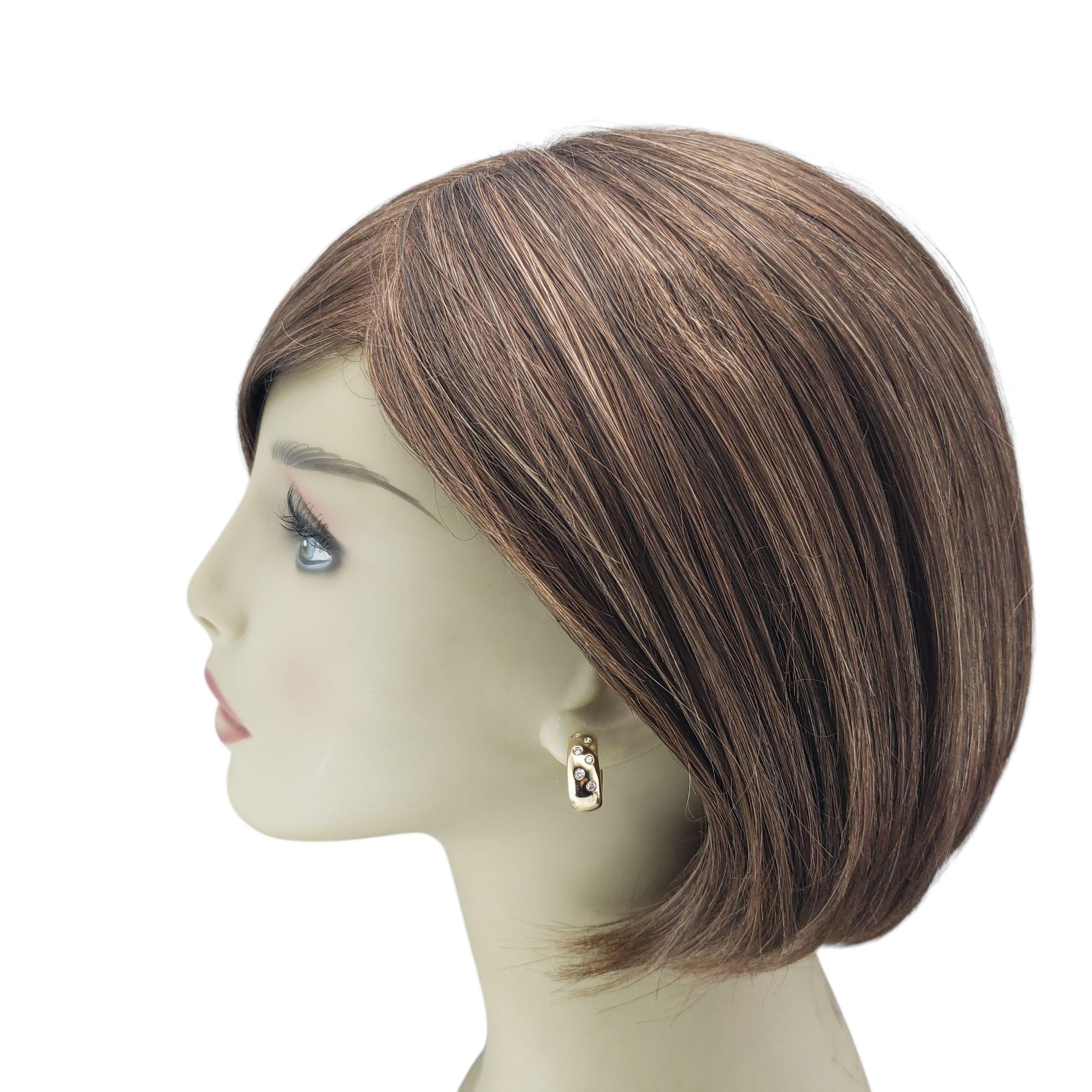 Orecchini a cerchio Chunky in oro giallo 14 carati e diamanti #21553 in vendita 1