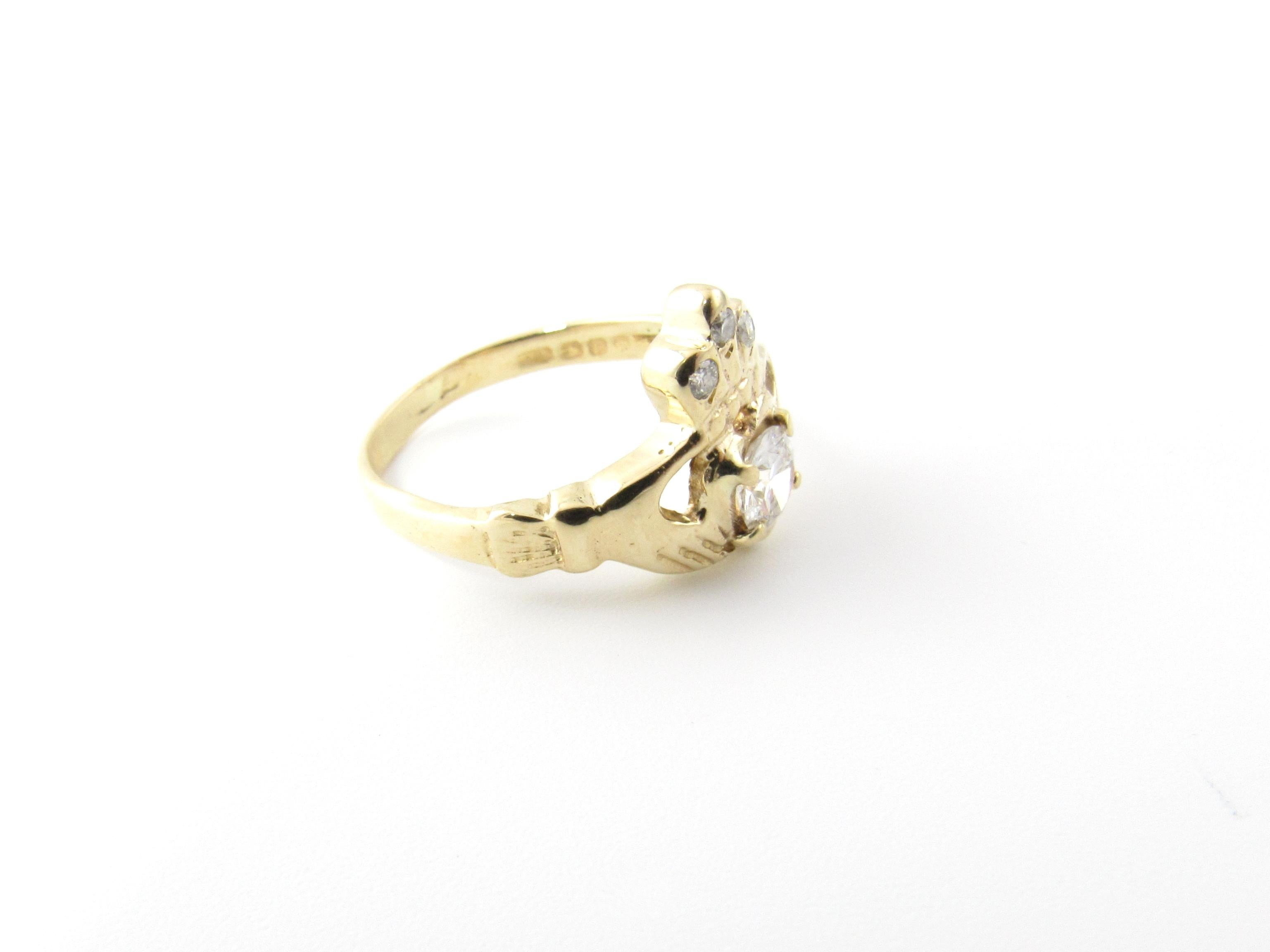 Brilliant Cut 14 Karat Yellow Gold and Diamond Claddagh Ring For Sale