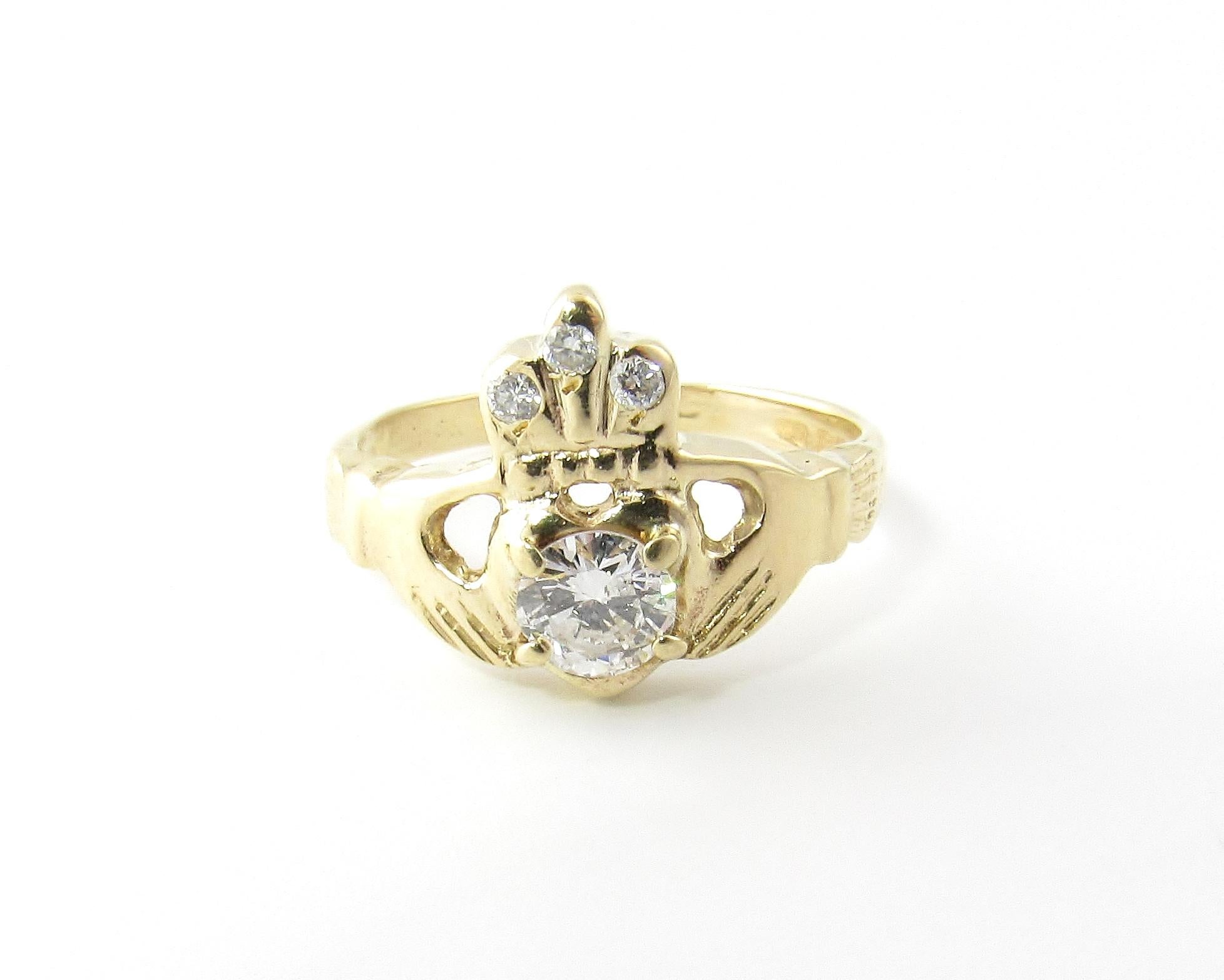 Brilliant Cut 14 Karat Yellow Gold and Diamond Claddagh Ring For Sale
