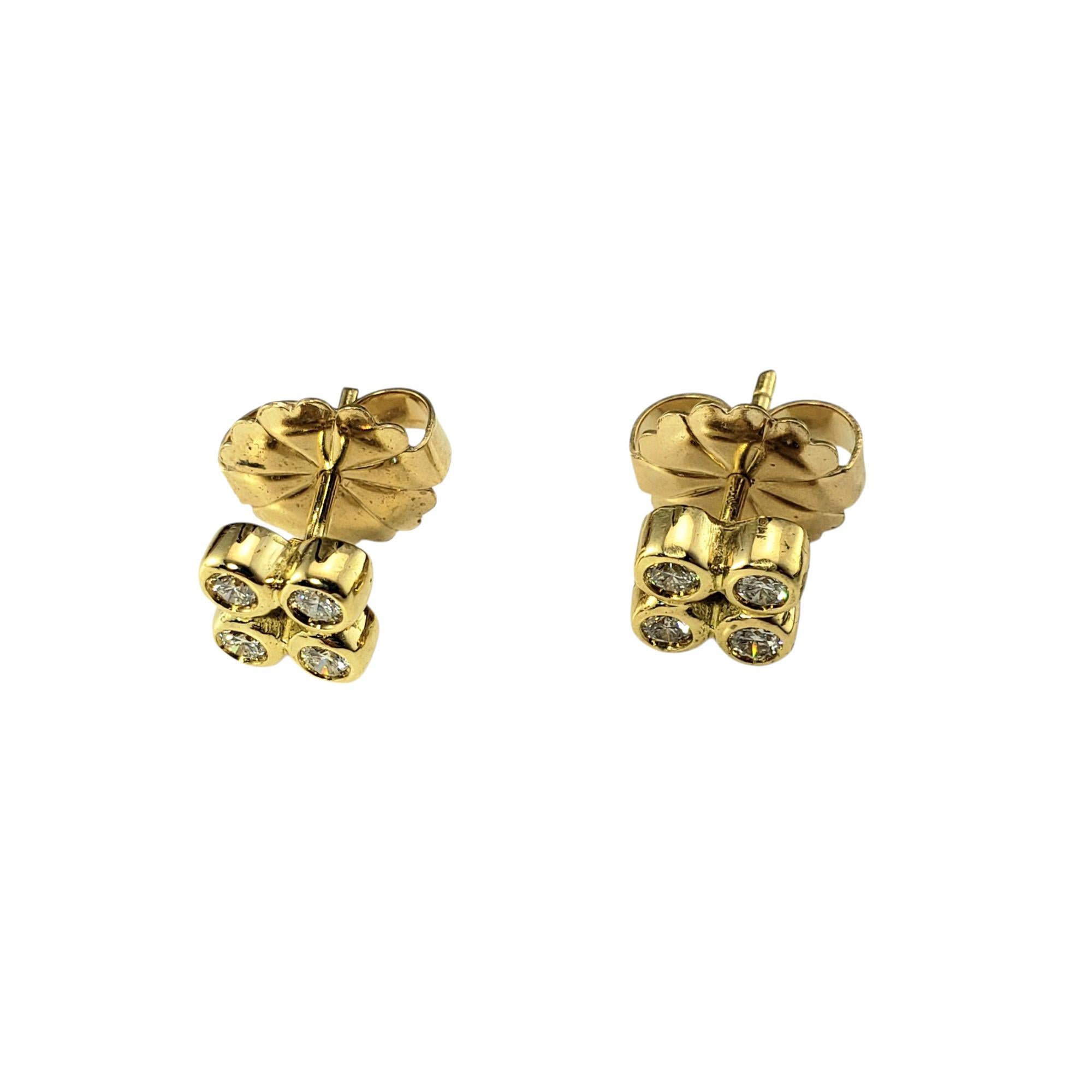 Taille brillant Clous d'oreilles grappe en or jaune 14 carats et diamants n° 21469 en vente
