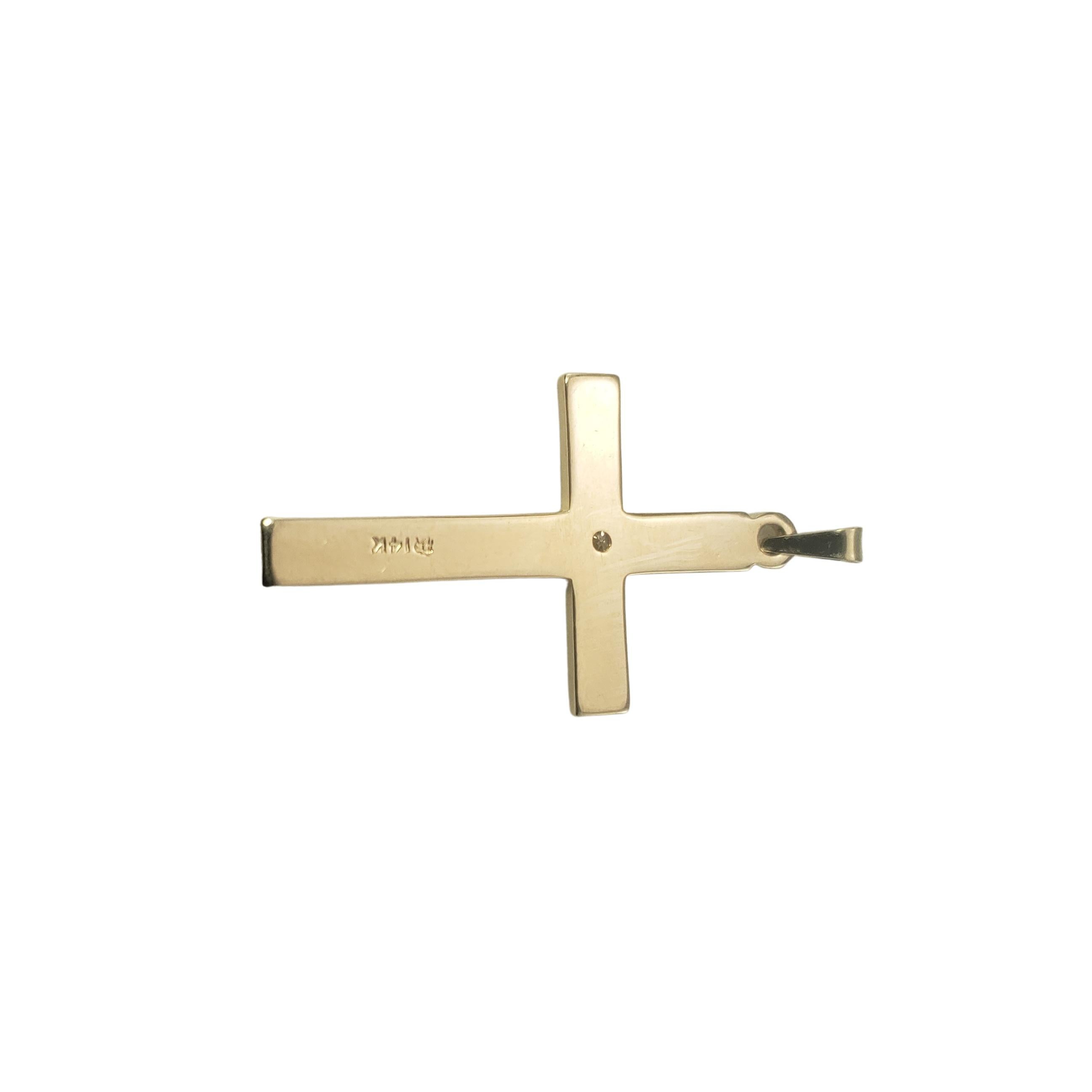 14 Karat Yellow Gold and Diamond Cross Pendant In Good Condition For Sale In Washington Depot, CT