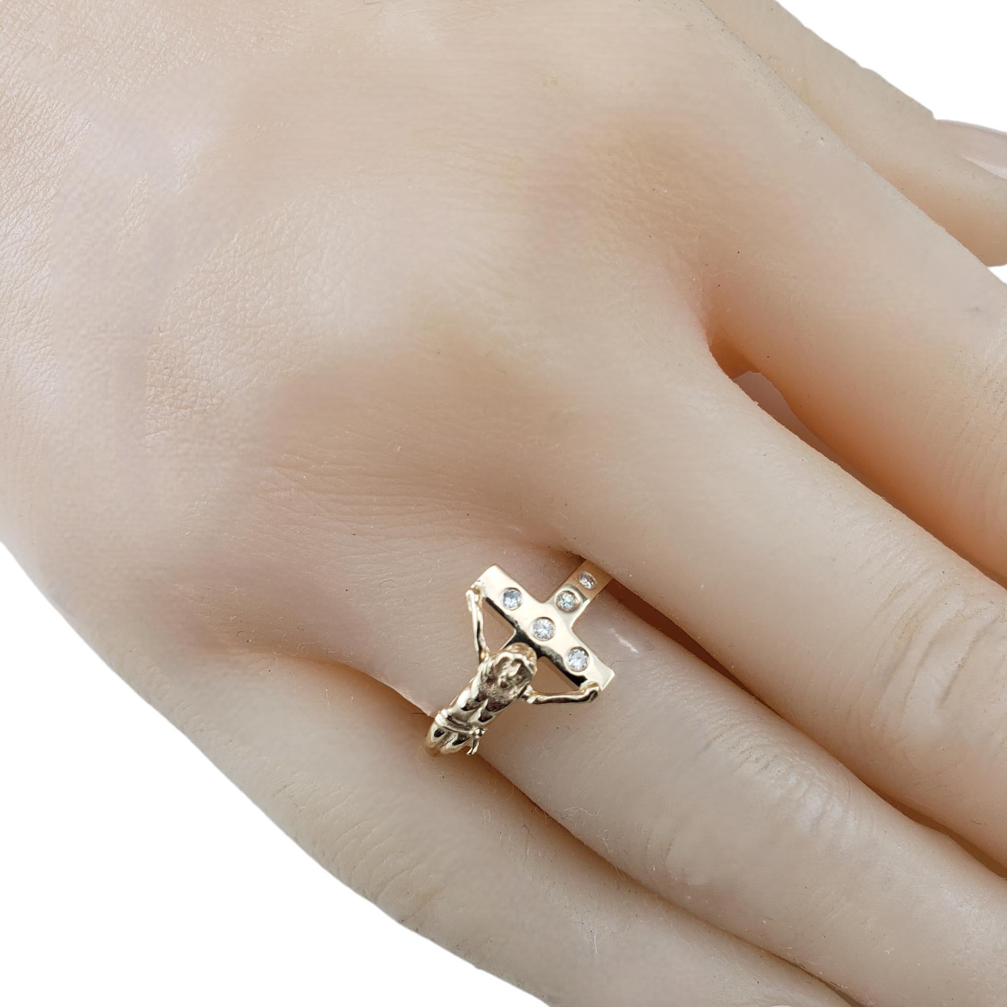 14 Karat Yellow Gold and Diamond Cross Ring Size 6.25 #18953 For Sale 4