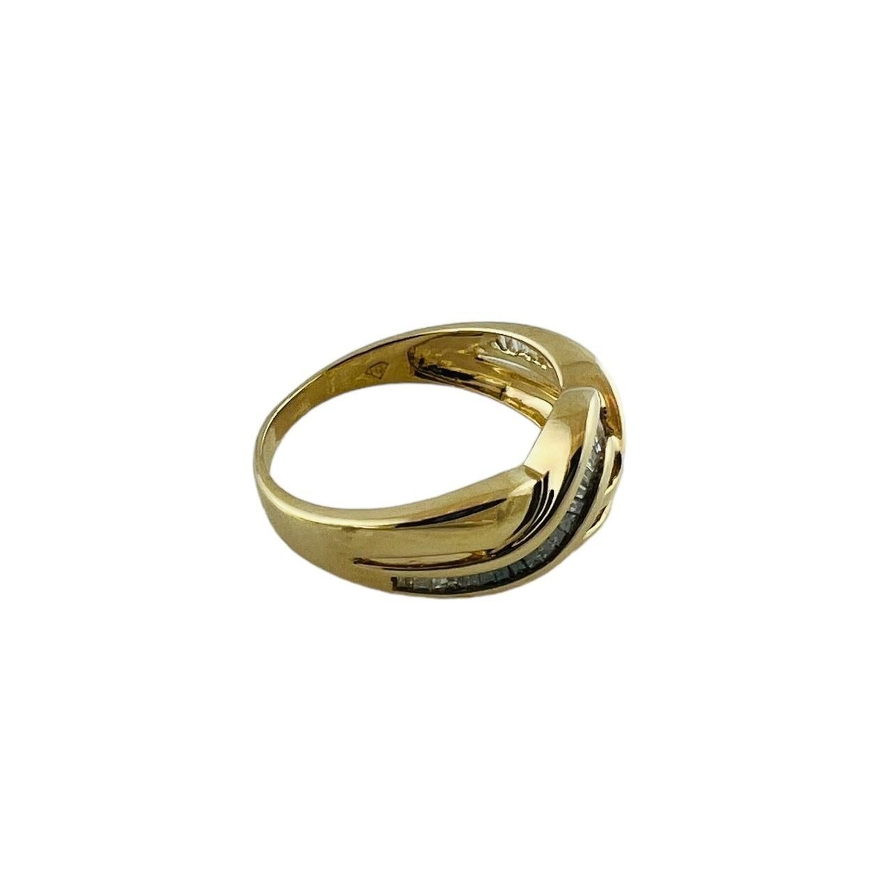14 Karat Gelbgold und Diamant Crossover-Ring Größe 7,75 #16758 im Zustand „Gut“ im Angebot in Washington Depot, CT