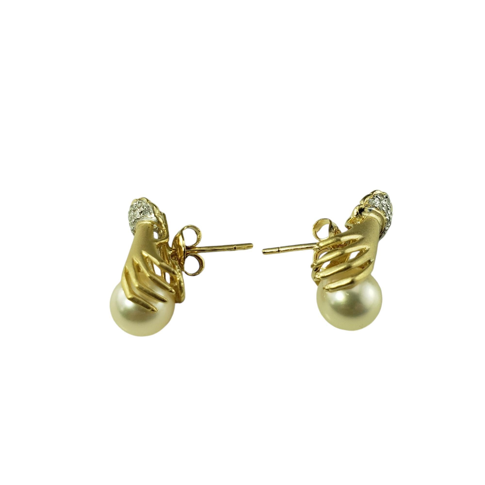 14 Karat Yellow Gold and Diamond Cuffed Hand Holding Pearl Stud Earrings #19527 In Good Condition For Sale In Washington Depot, CT