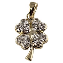 G&D Exquisite Vintage Four Leaf Clover Pendant Necklace Fashion Clover  Necklace Gold Color Designer Jewelry for Women Gift