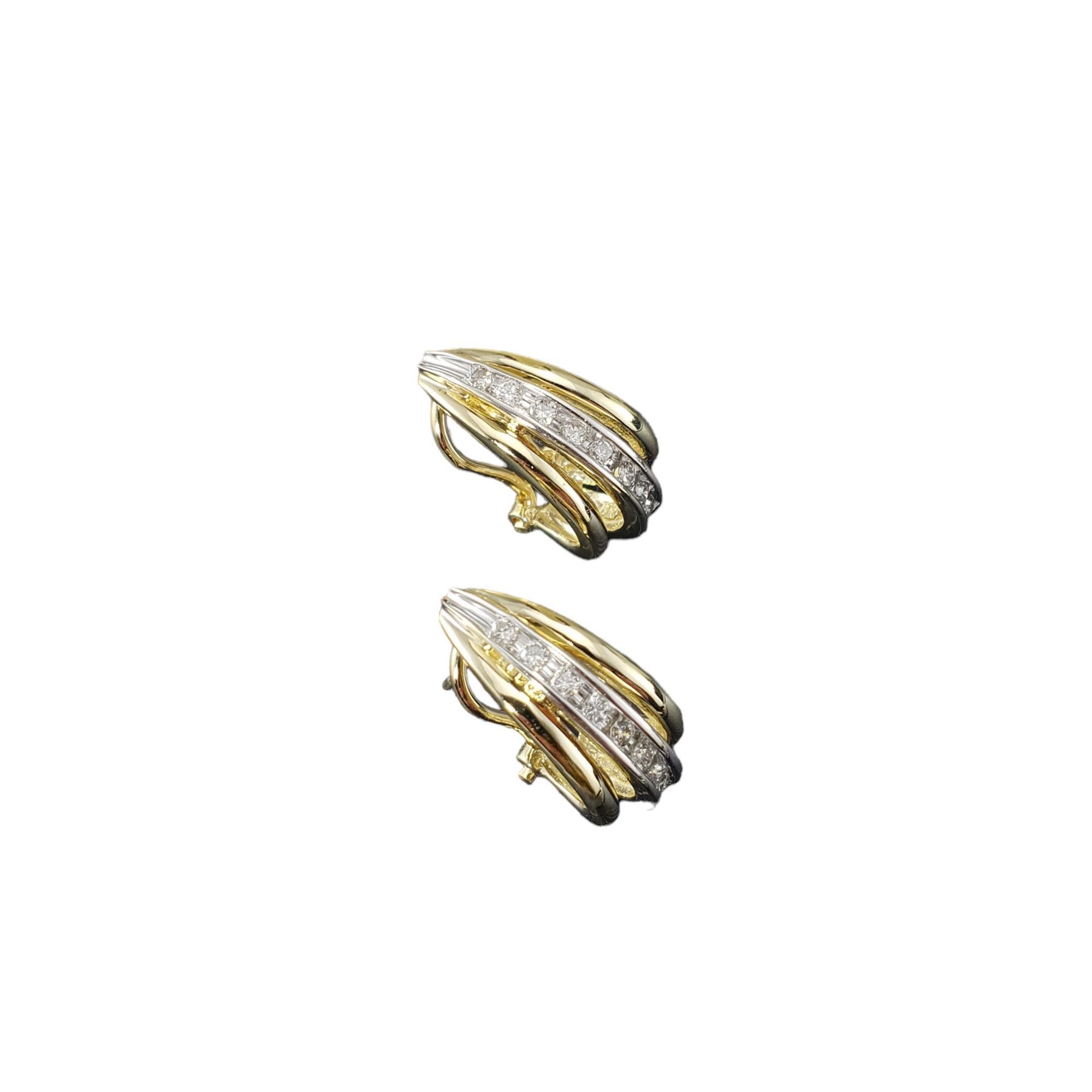 Taille brillant Boucles d'oreilles demi-cercle en or jaune 14 carats et diamants n° 18061 en vente