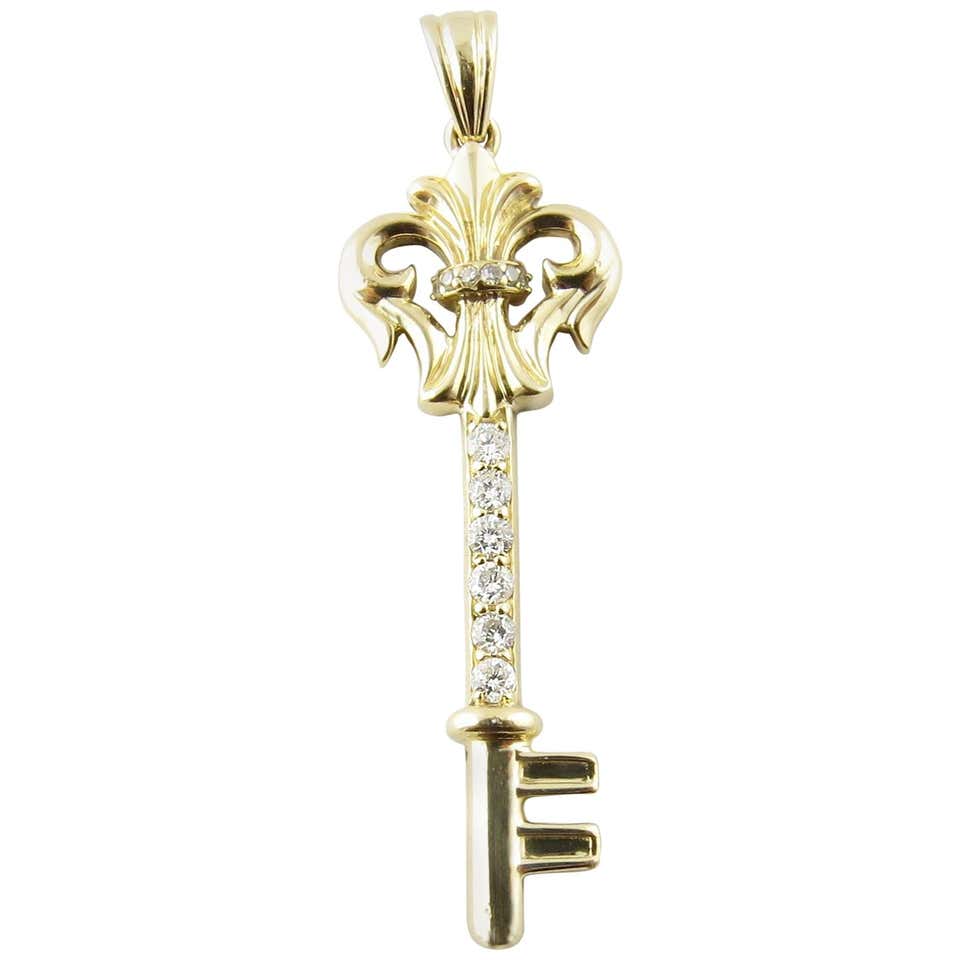 Diamond and 14 Karat Yellow Gold Key Pendant Necklace For Sale at 1stDibs