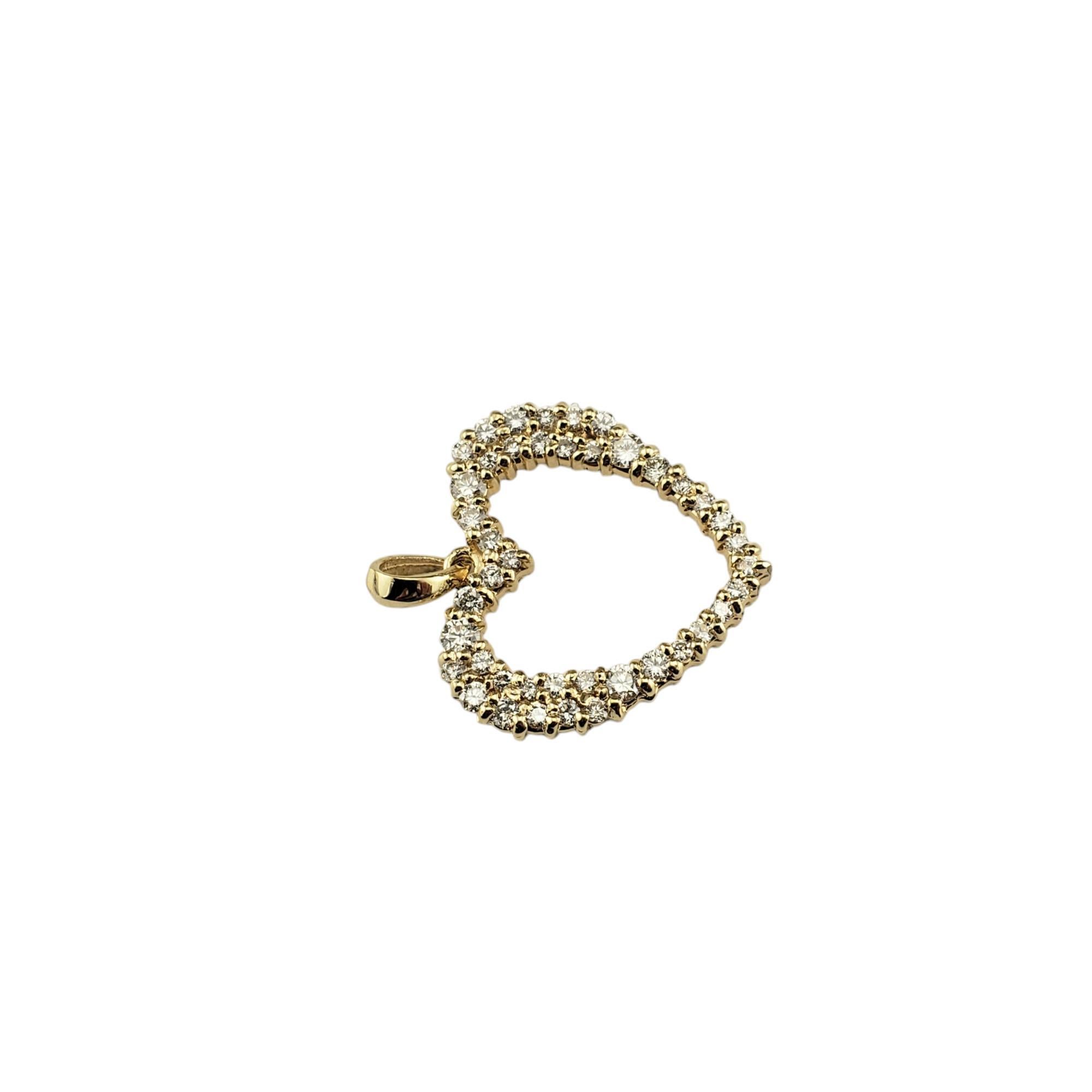 Taille brillant Pendentif cœur ouvert en or jaune 14 carats et diamants n° 19135 en vente