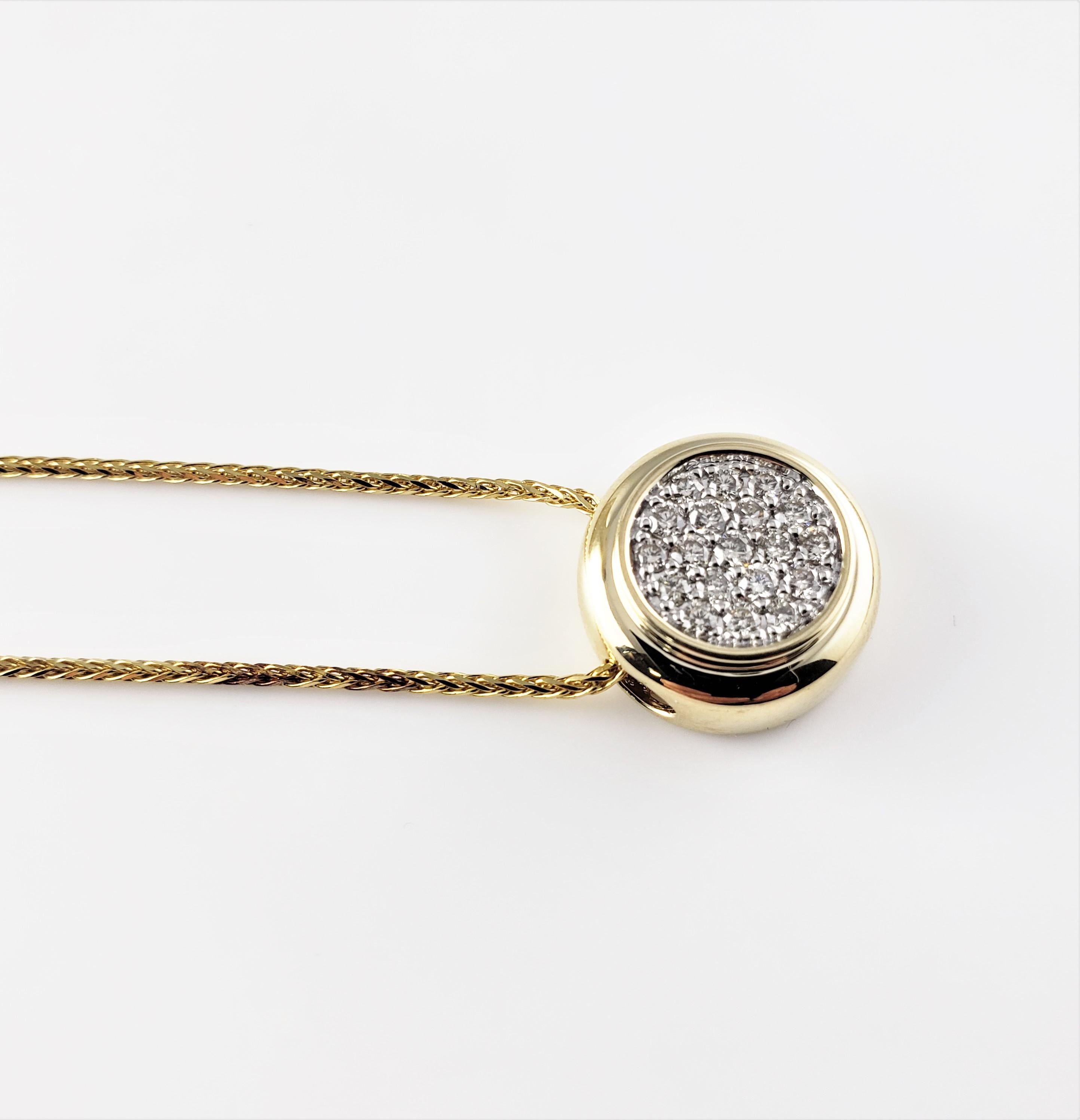 Brilliant Cut 14 Karat Yellow Gold and Diamond Pendant Necklace For Sale
